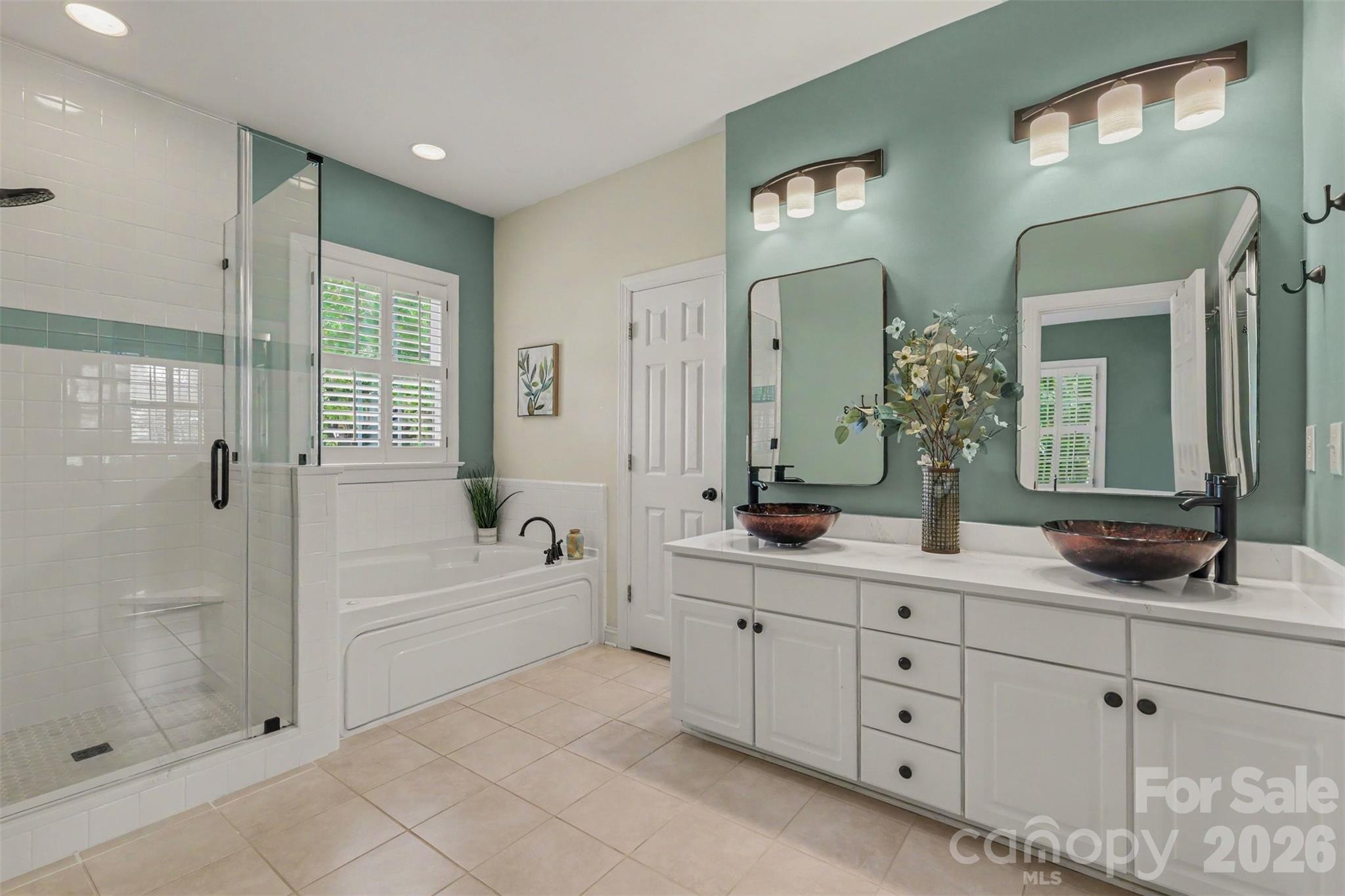7814 Hollow Oaks Lane Property Photo 30