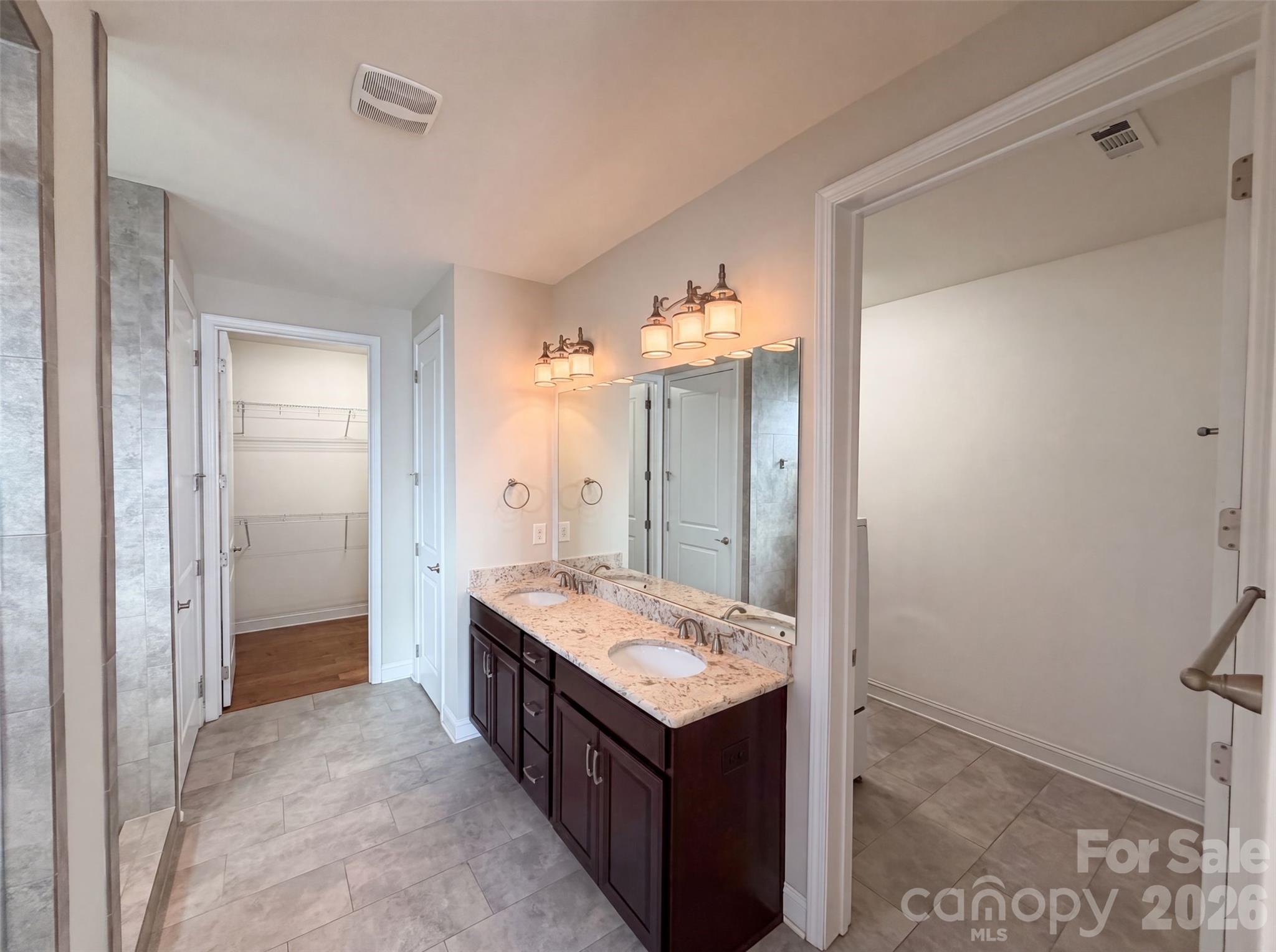 9565 Horsebit Lane Property Photo 13
