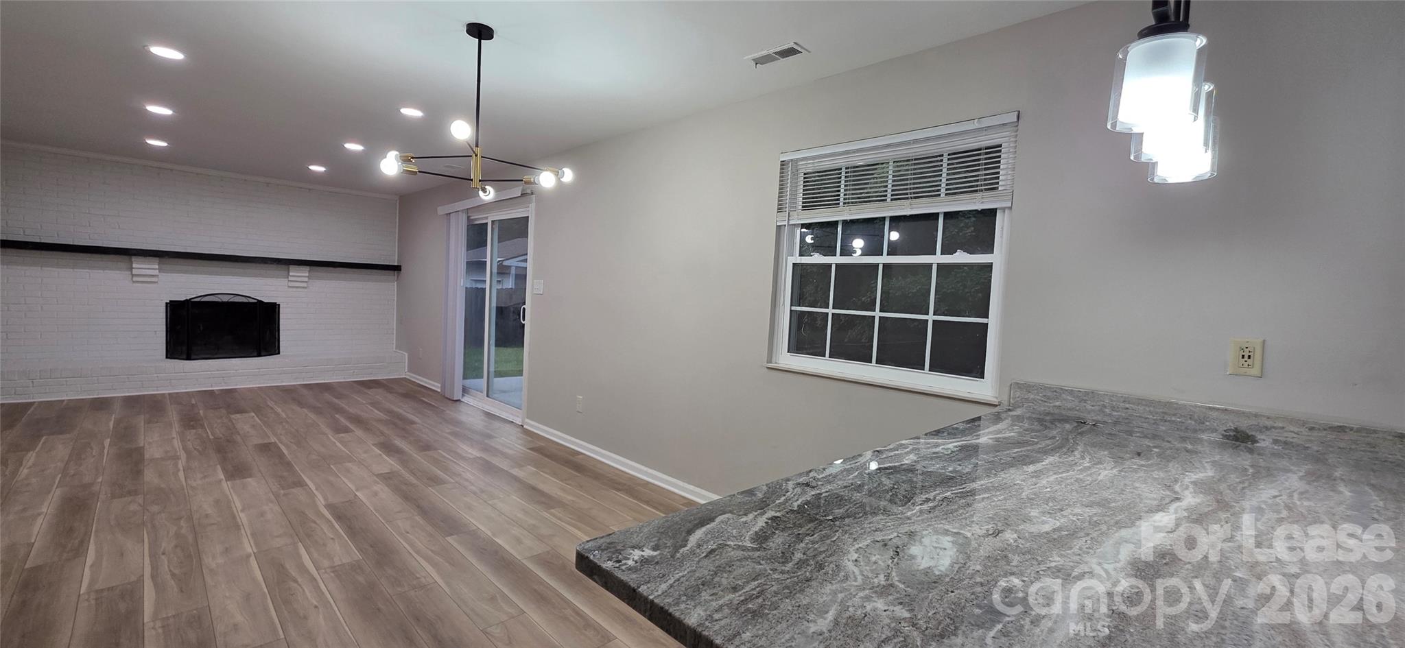 7200 Shadowlake Drive Property Photo 2