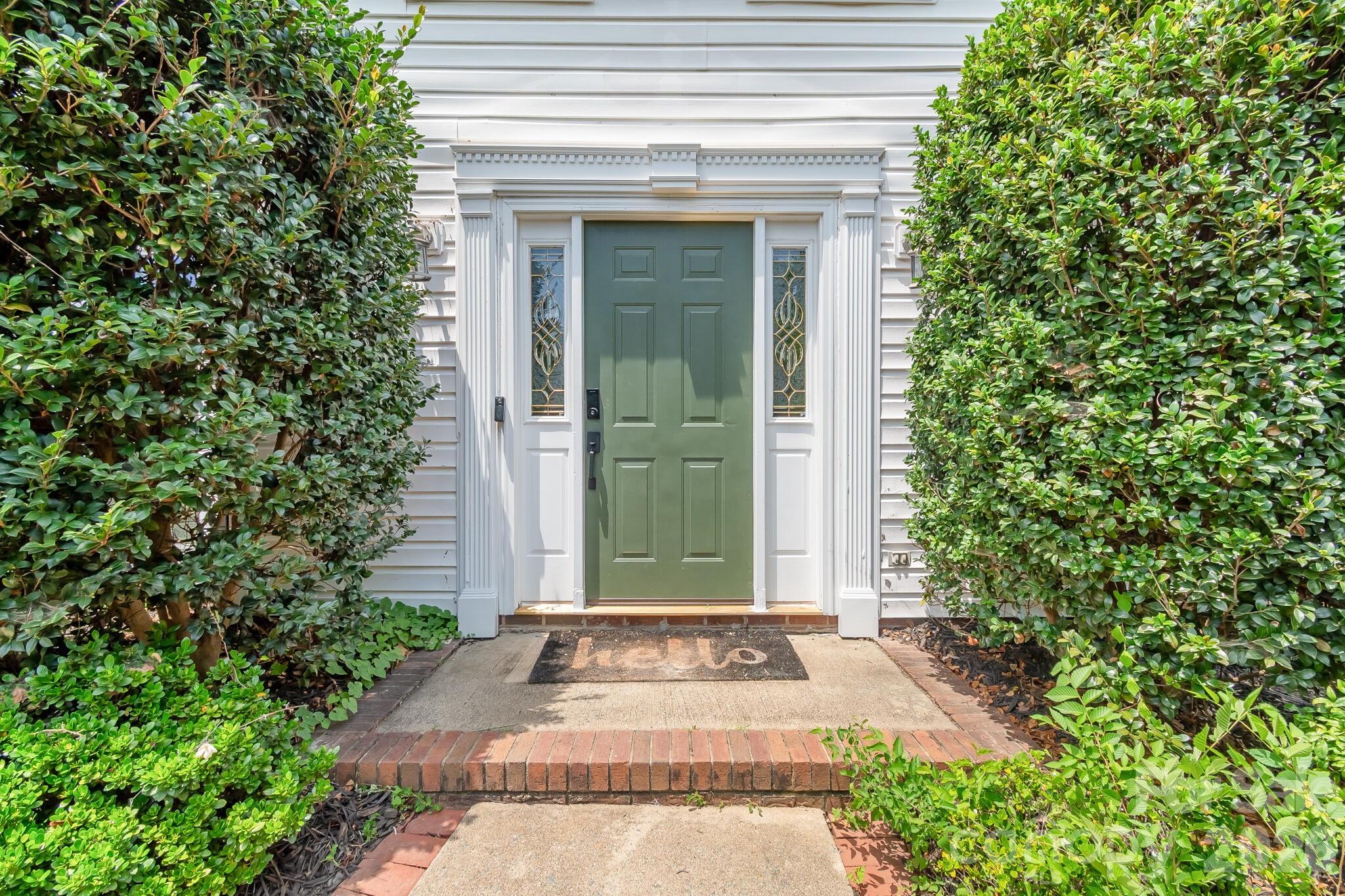 12328 Sandringham Place Property Photo 4