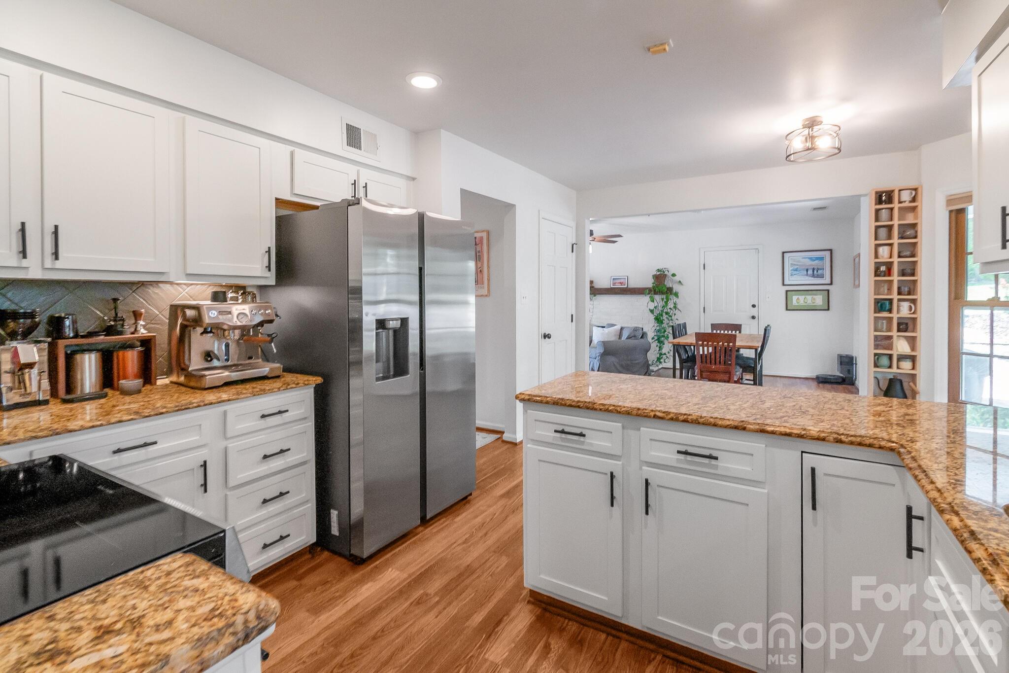12328 Sandringham Place Property Photo 9