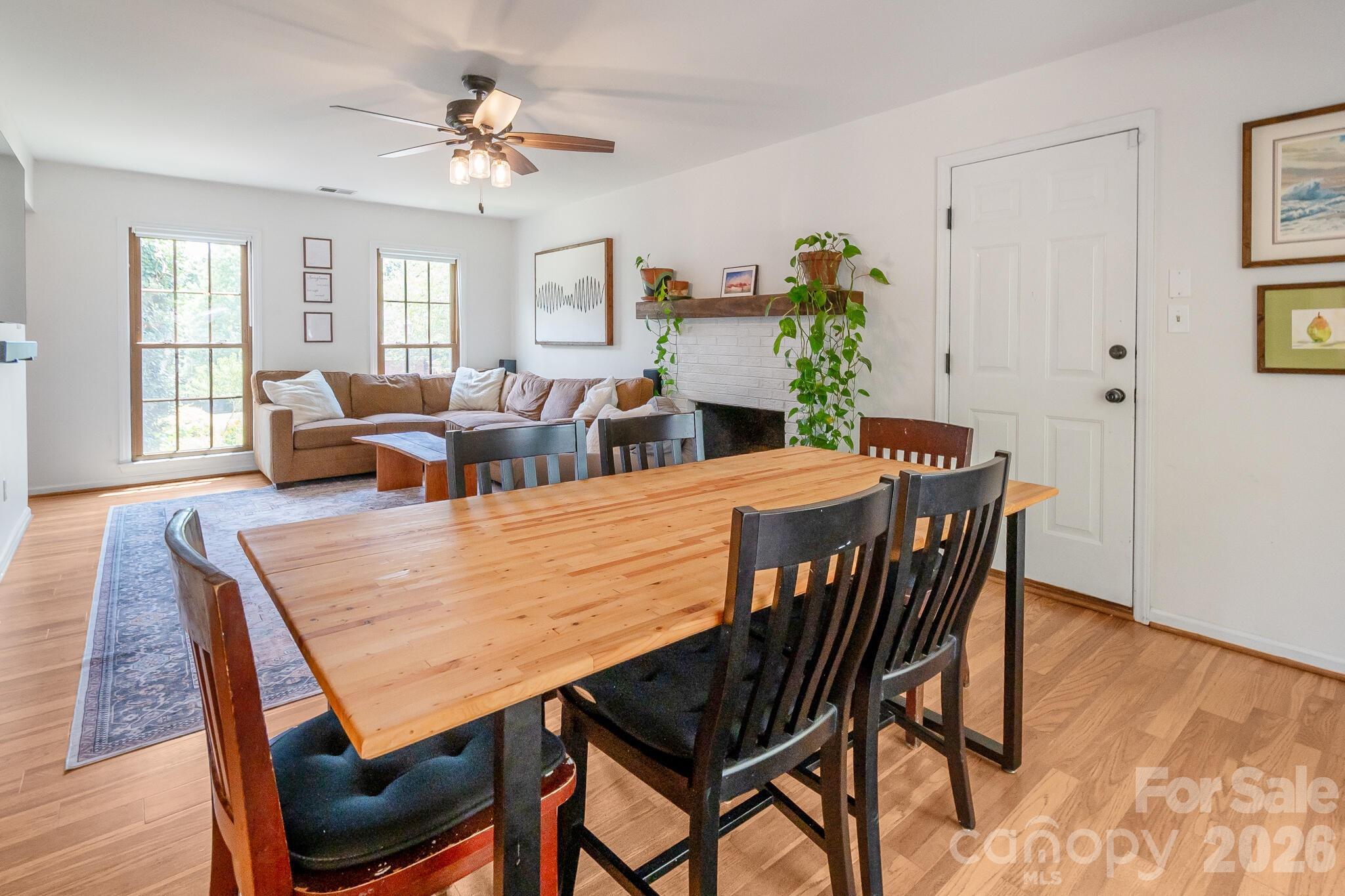12328 Sandringham Place Property Photo 14