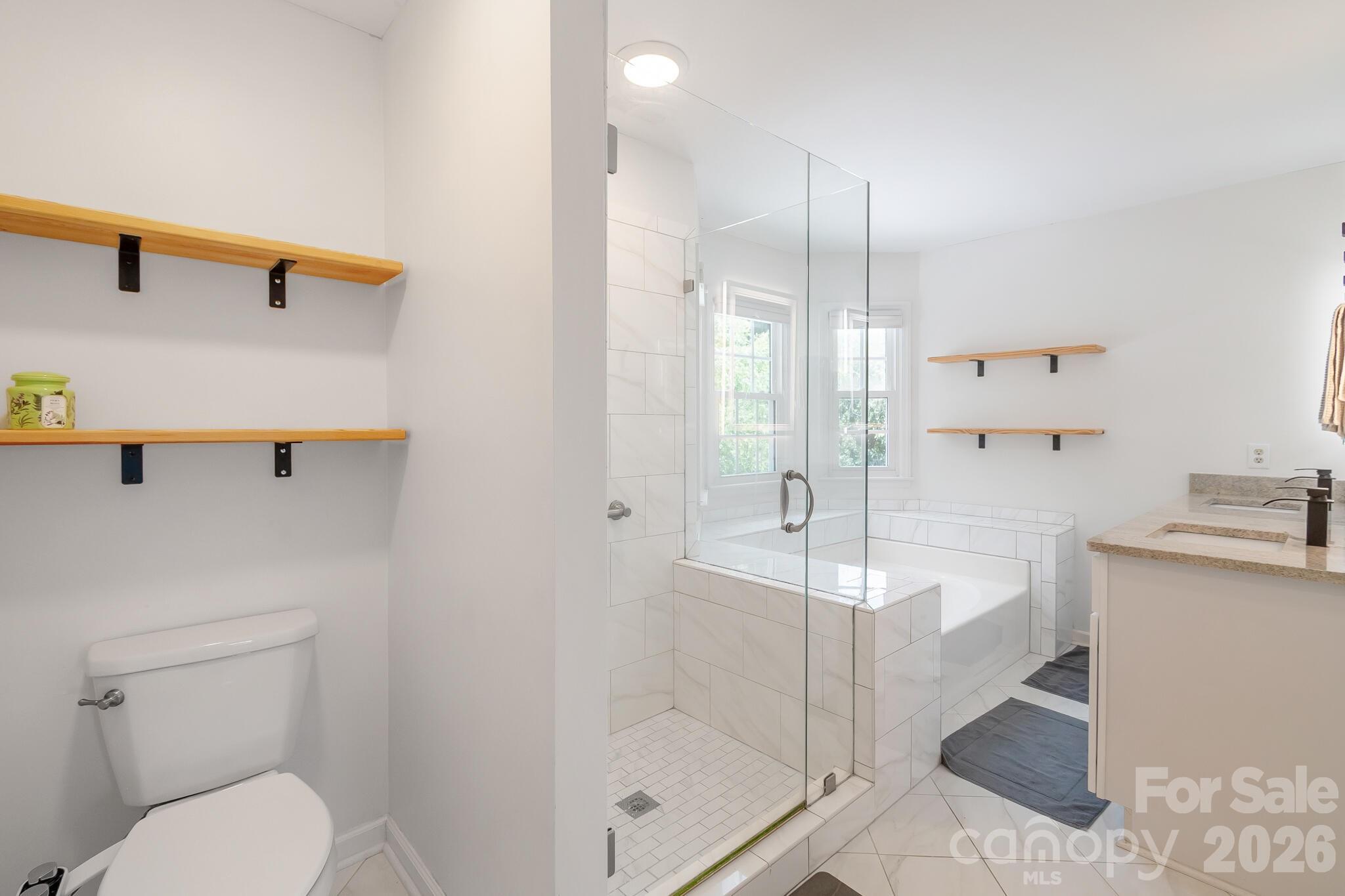 12328 Sandringham Place Property Photo 28