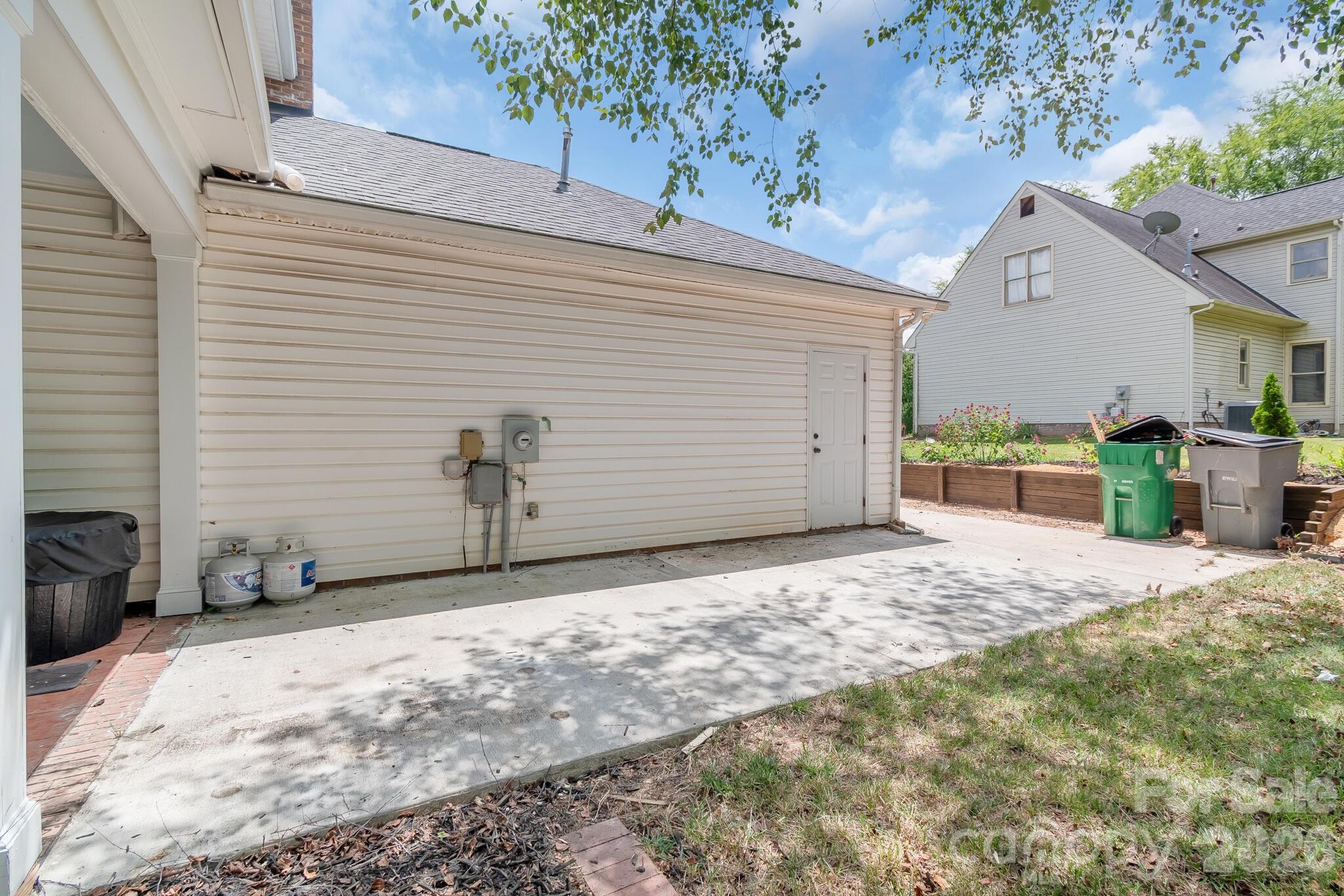 12328 Sandringham Place Property Photo 43