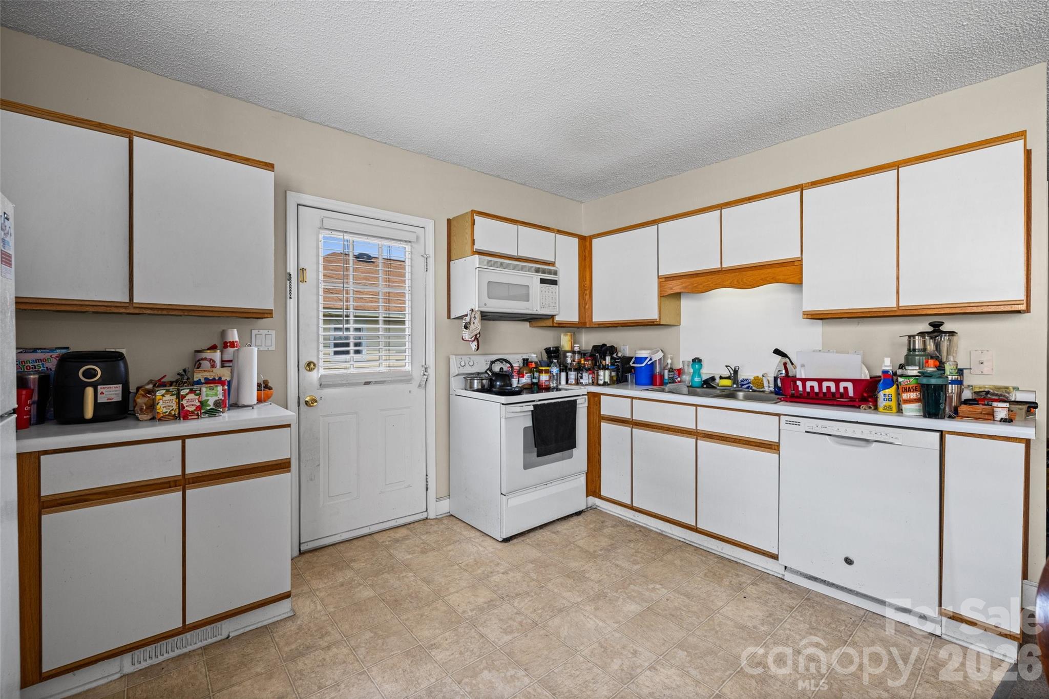 243 8th Avenue Property Photo 28