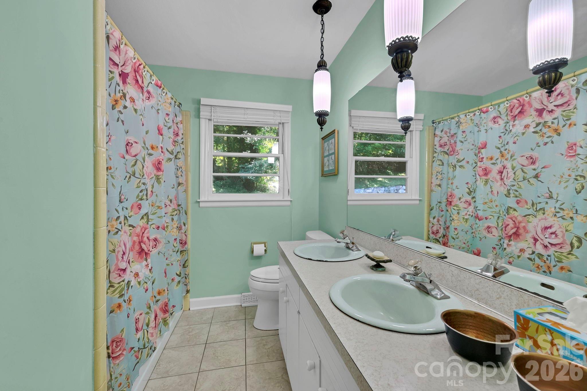 28 Glenview Road Property Photo 13
