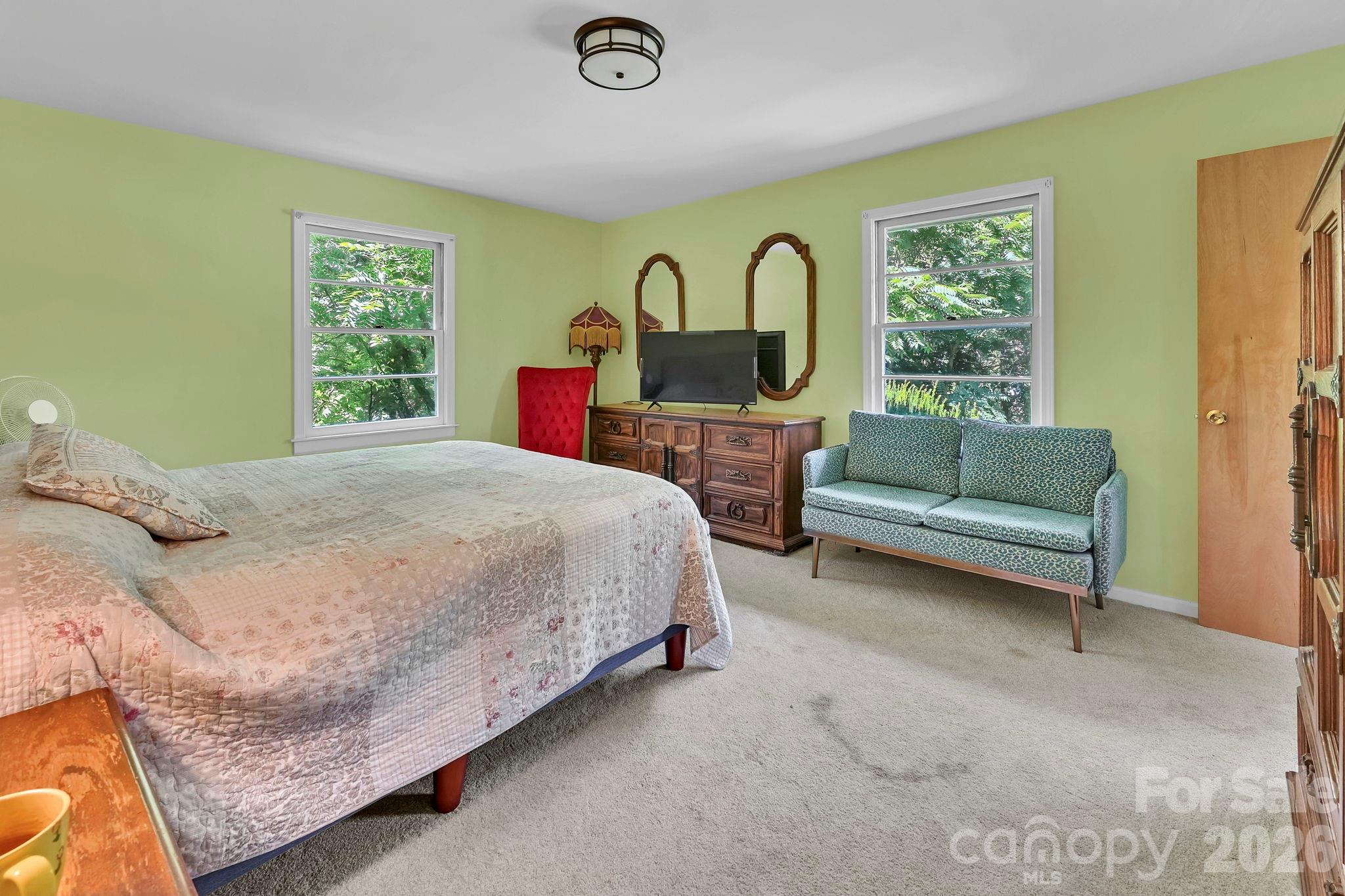 28 Glenview Road Property Photo 14