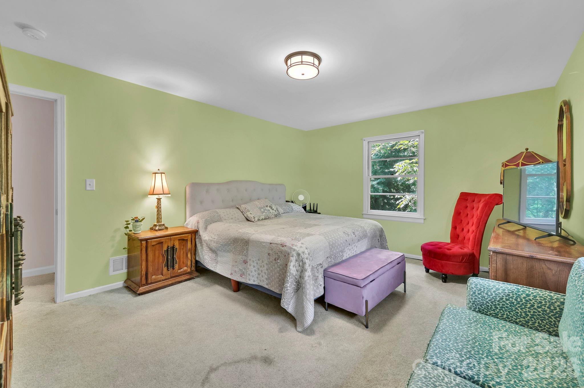 28 Glenview Road Property Photo 15