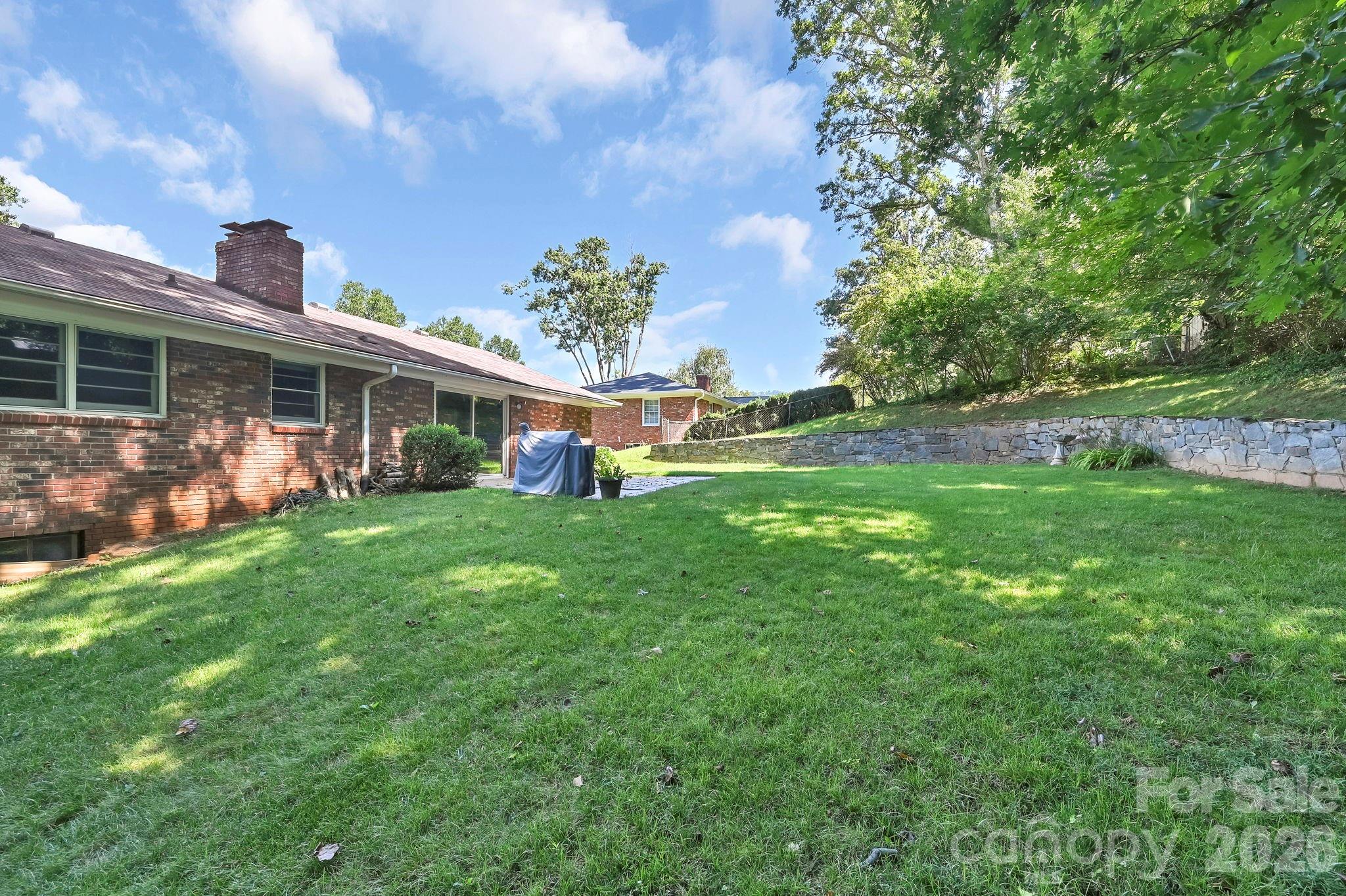 28 Glenview Road Property Photo 28