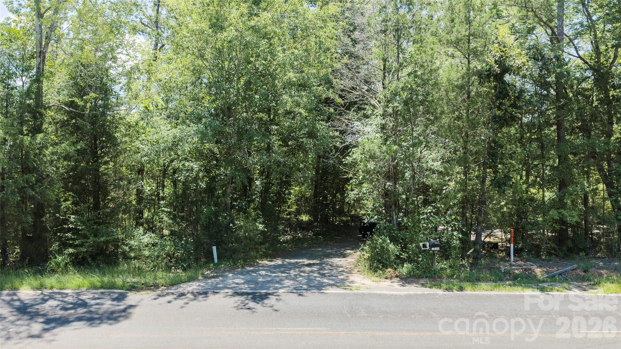 2211 Muller Road Property Photo 4