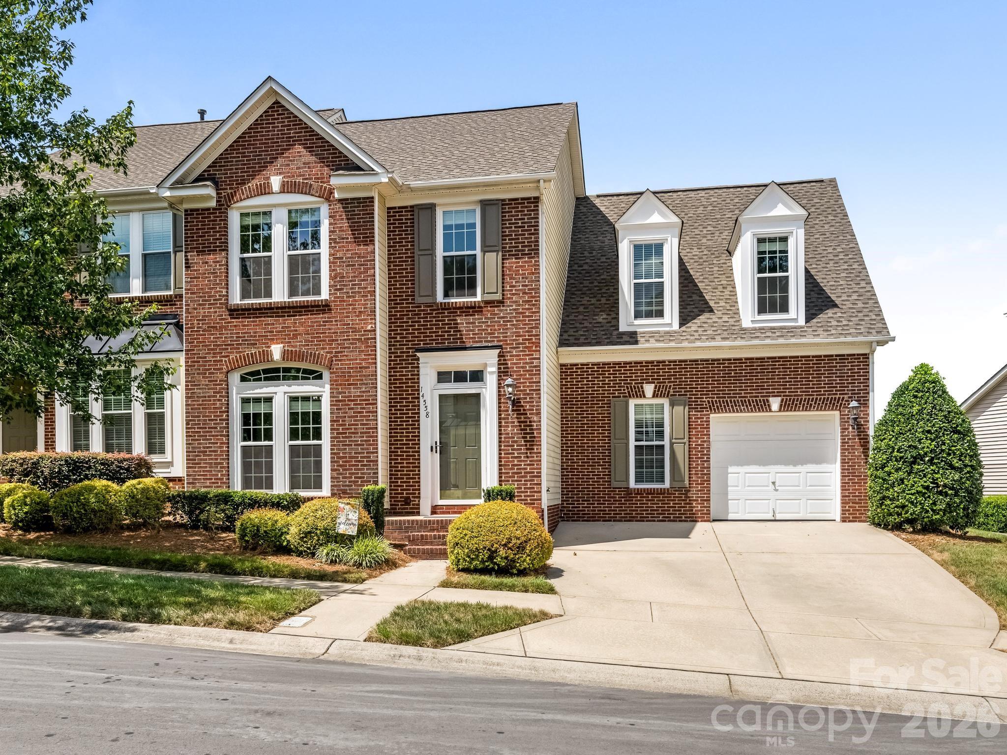 14558 Greenpoint Lane Property Photo 1