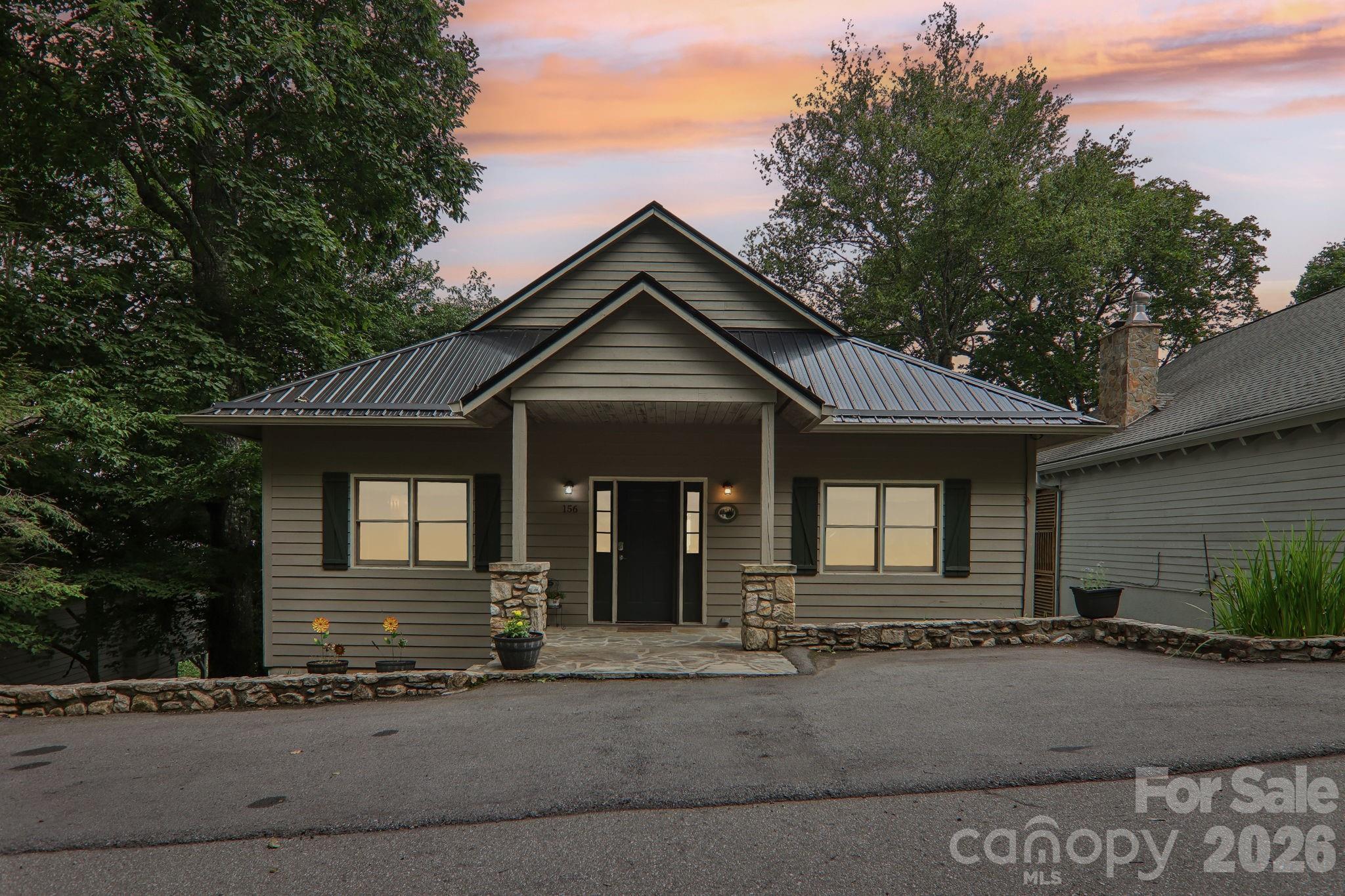 156 Cottage Lane 13 Property Photo 3