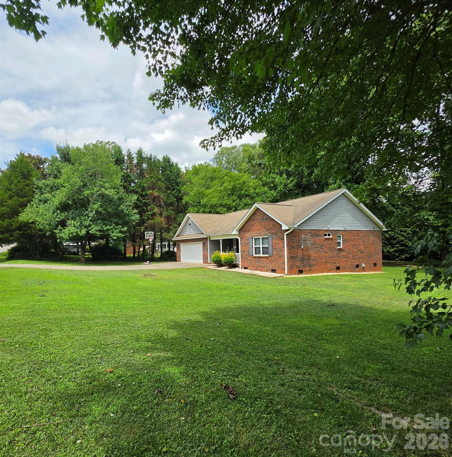 3402 Danial Street Property Photo 3