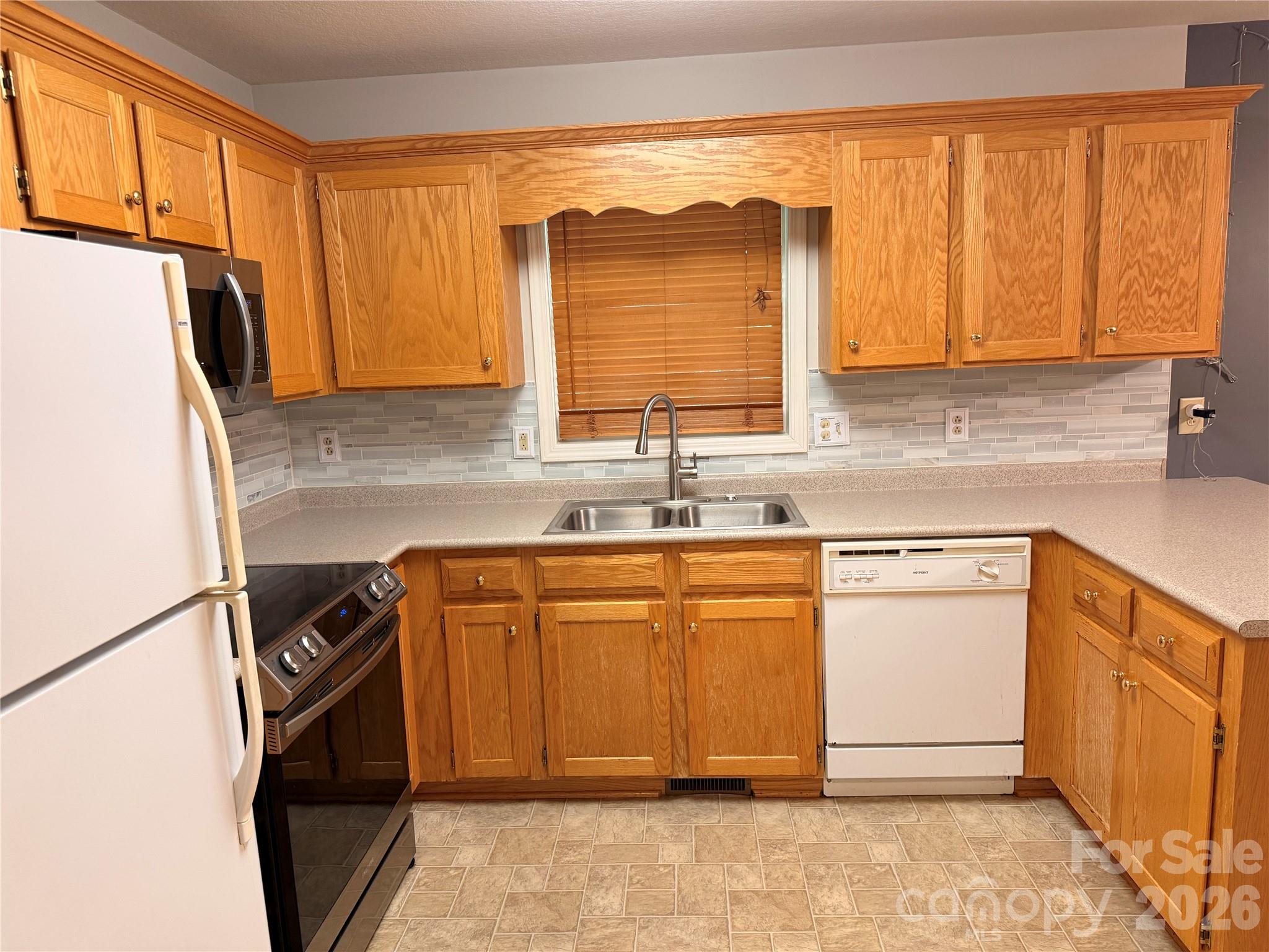 3402 Danial Street Property Photo 17