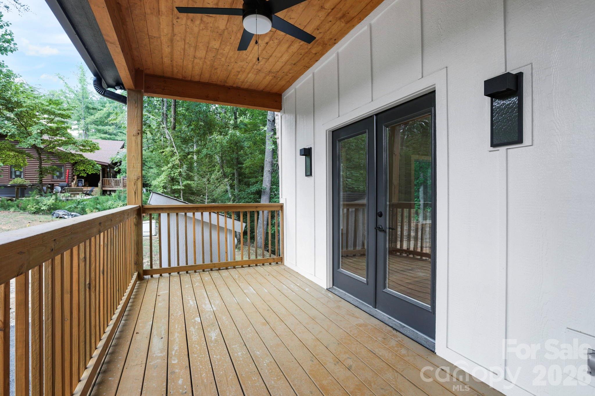 338 Hawks Terrace Property Photo 12
