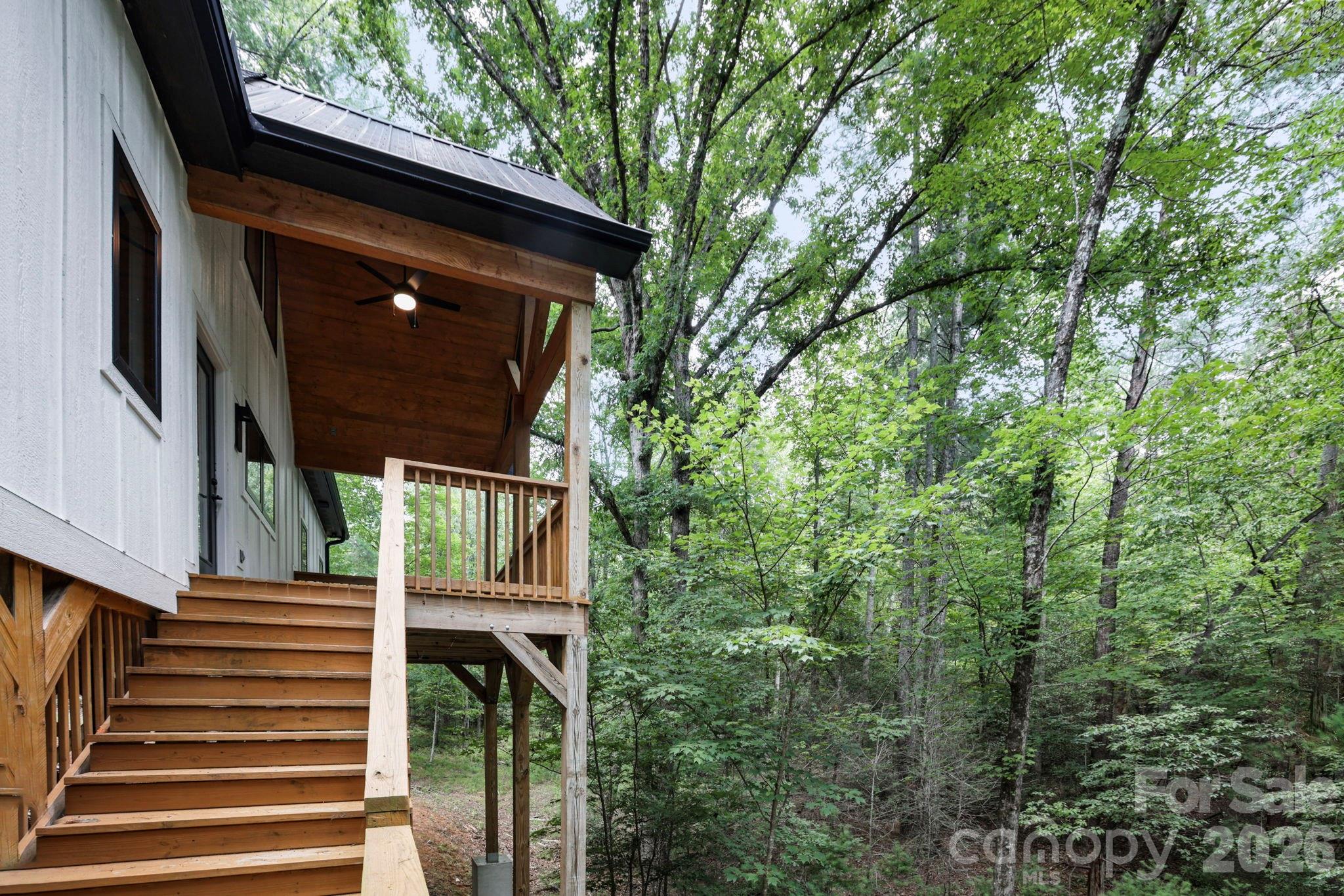338 Hawks Terrace Property Photo 14
