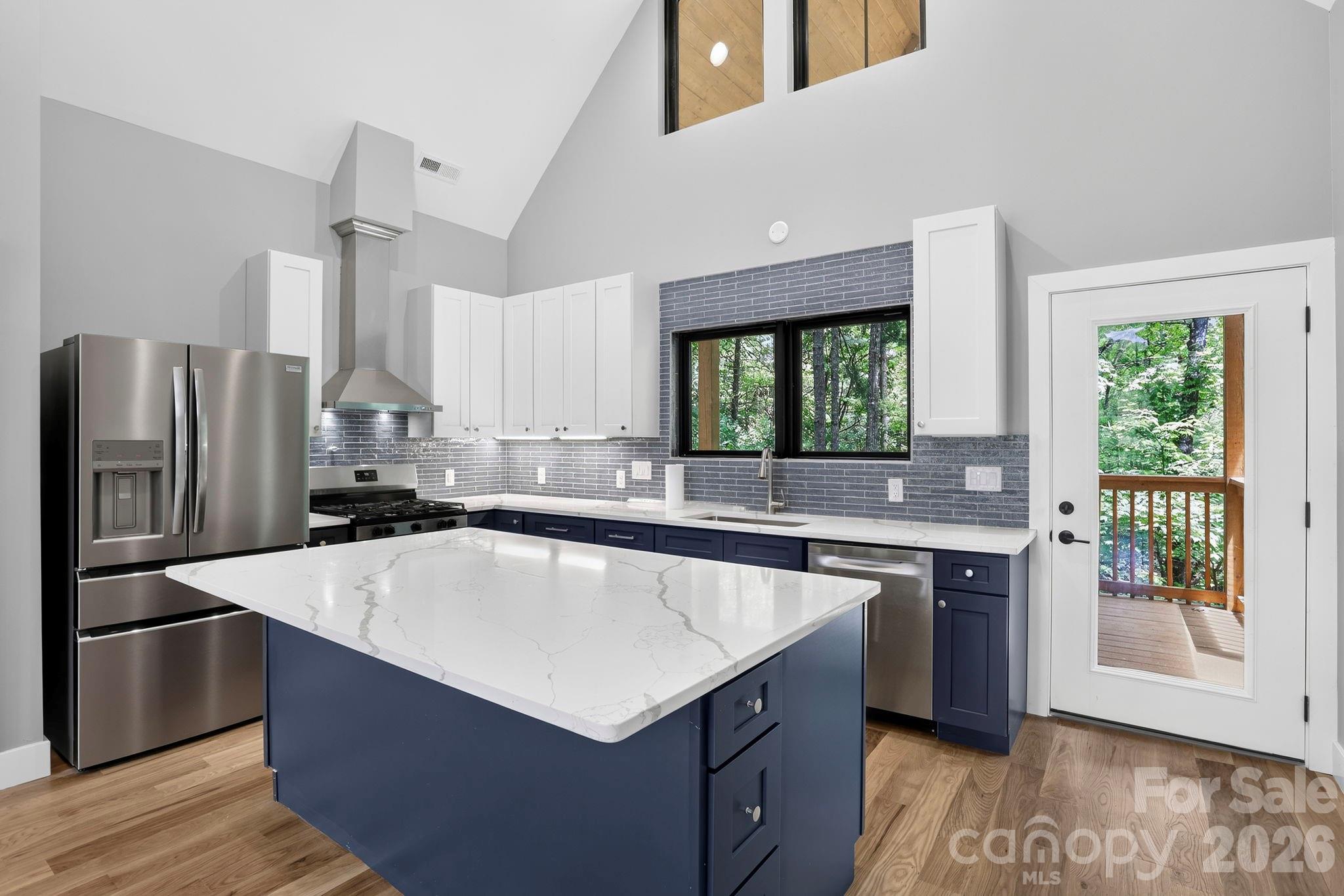 338 Hawks Terrace Property Photo 16