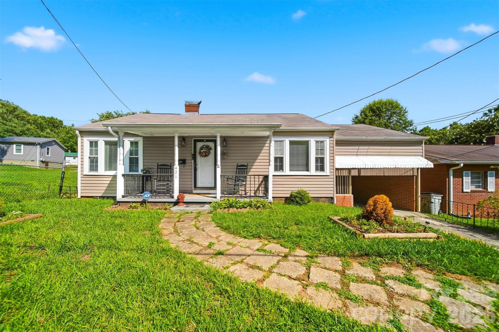 421 Finley Avenue Property Photo 1