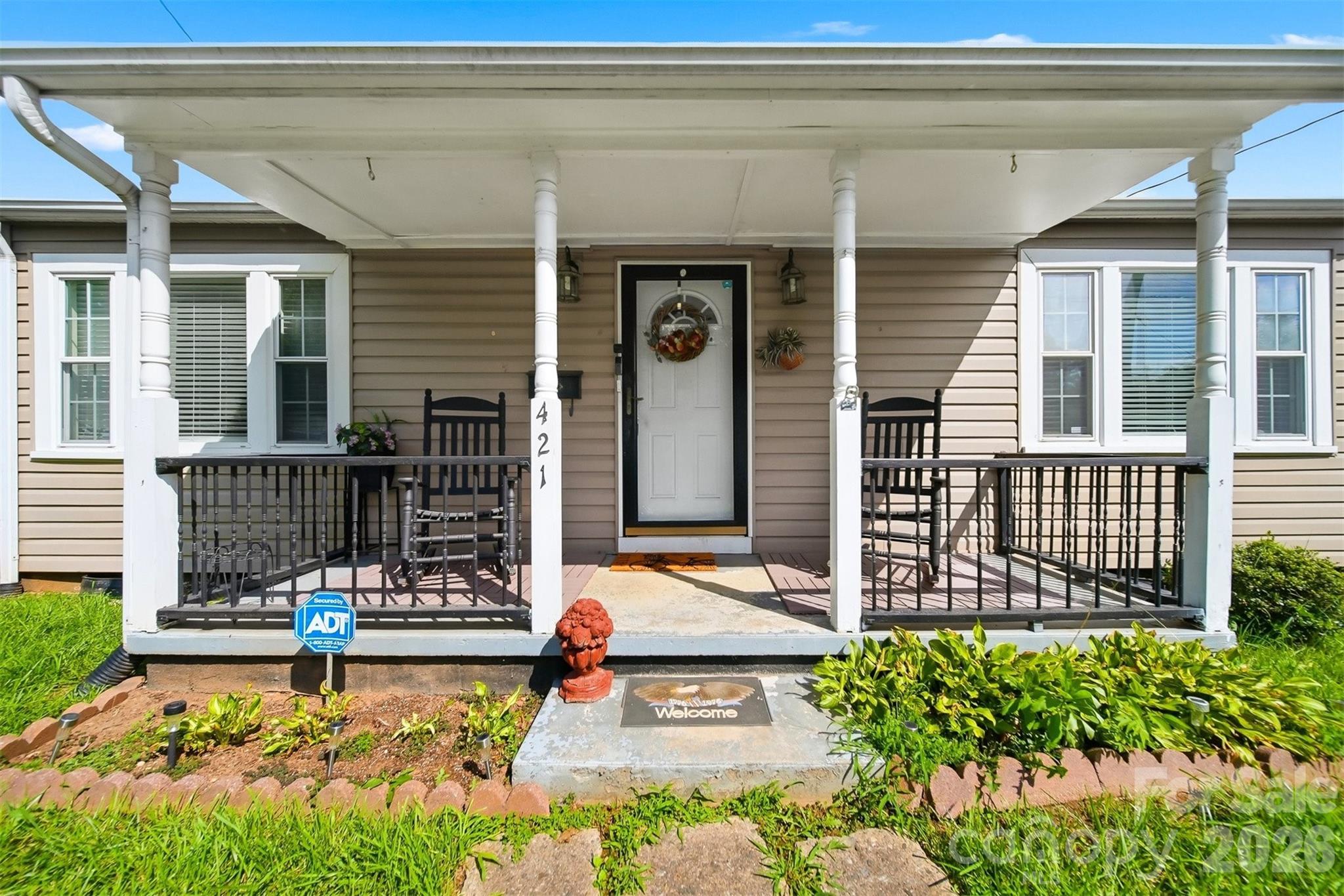 421 Finley Avenue Property Photo 2