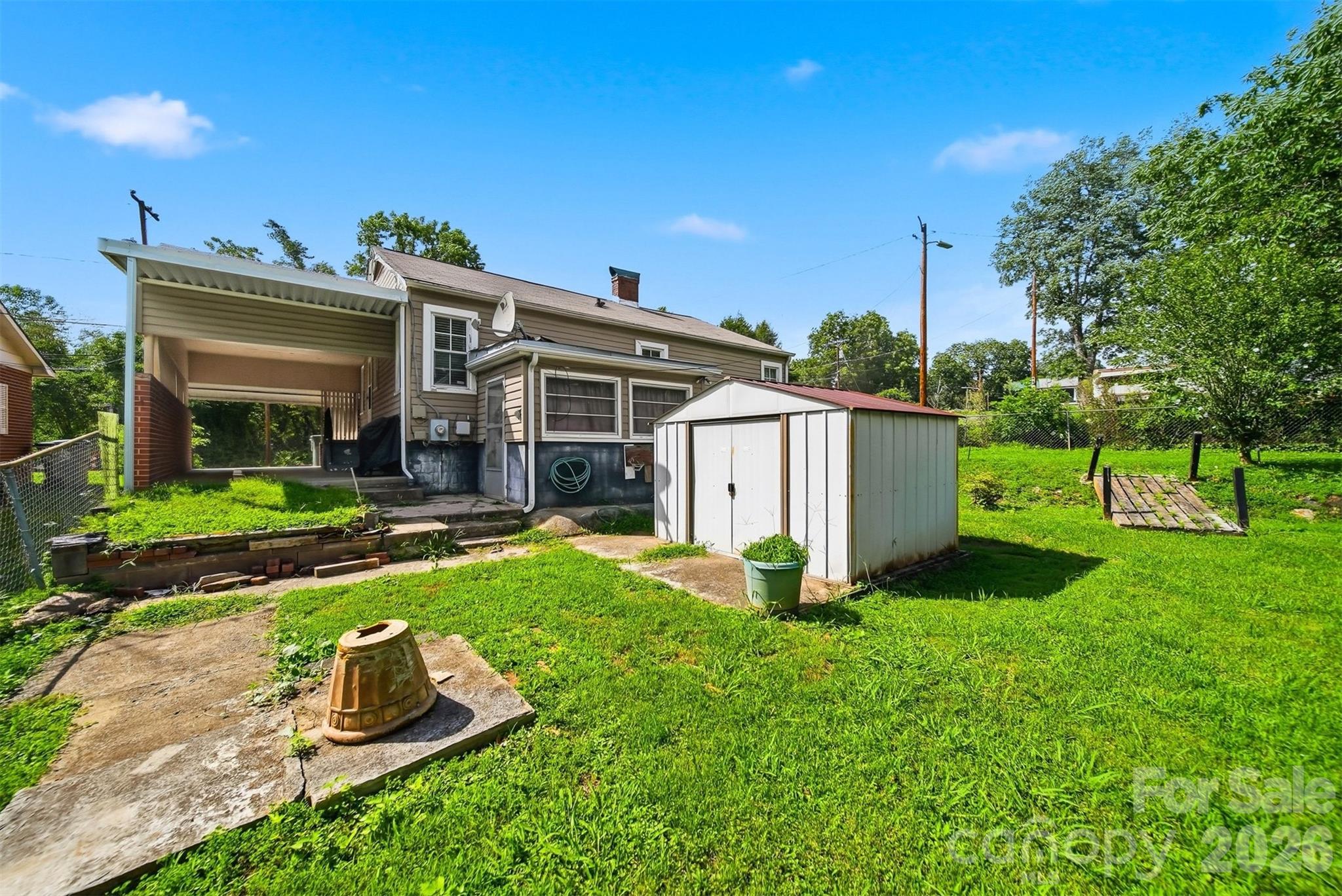 421 Finley Avenue Property Photo 20