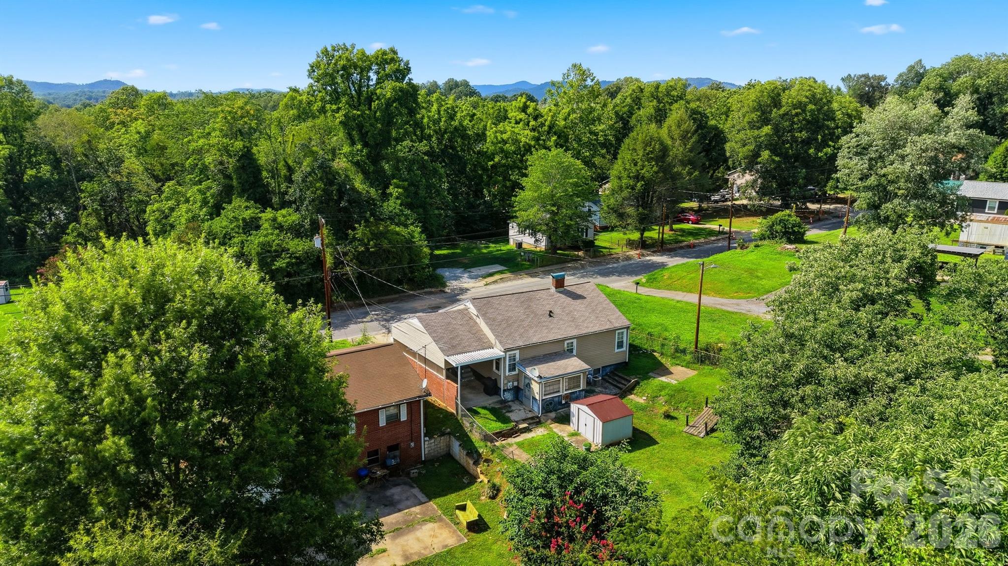 421 Finley Avenue Property Photo 23