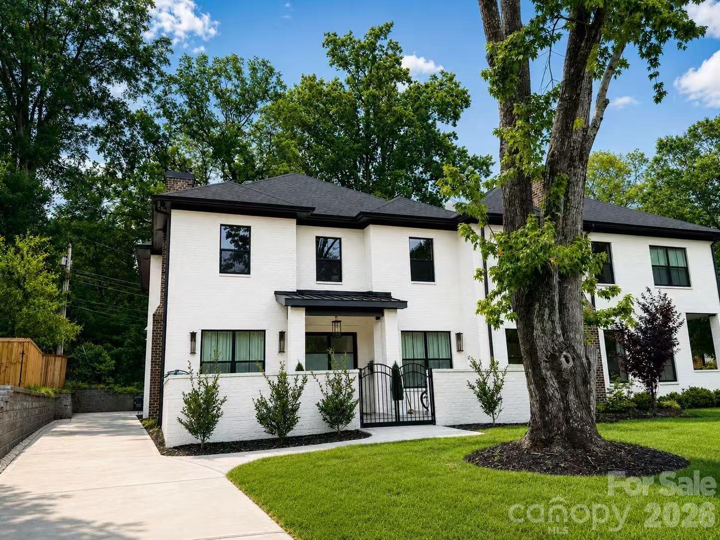 1329 Bywood Lane