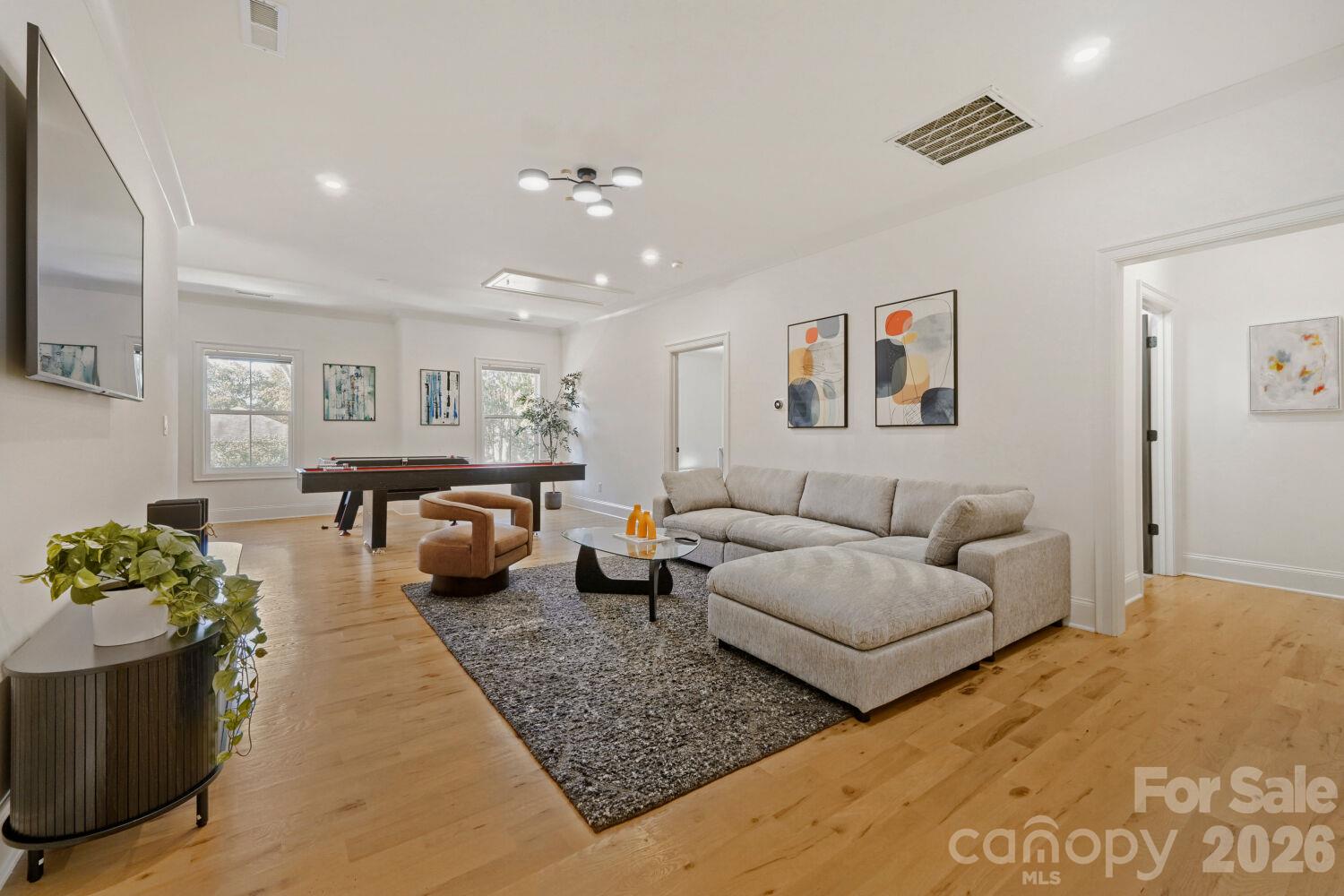 1329 Bywood Lane Property Photo 14
