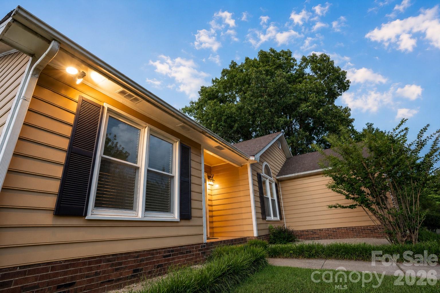 11513 Waterflower Lane Property Photo 7