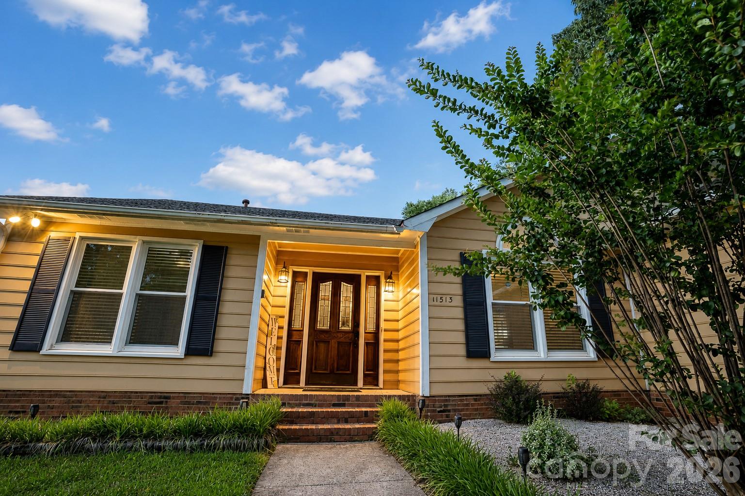 11513 Waterflower Lane Property Photo 8