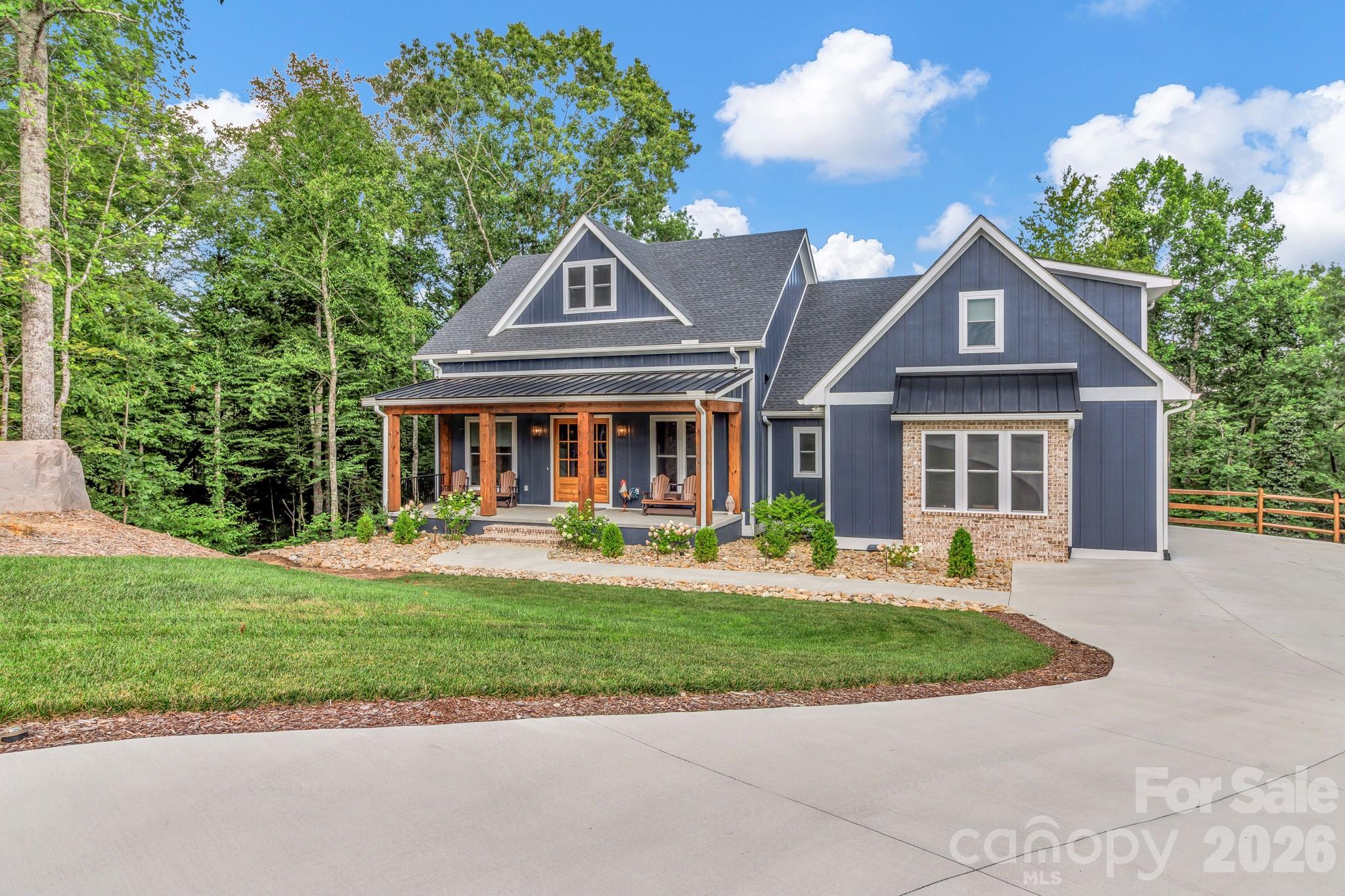 143 Sunny Morning Court Property Photo 1