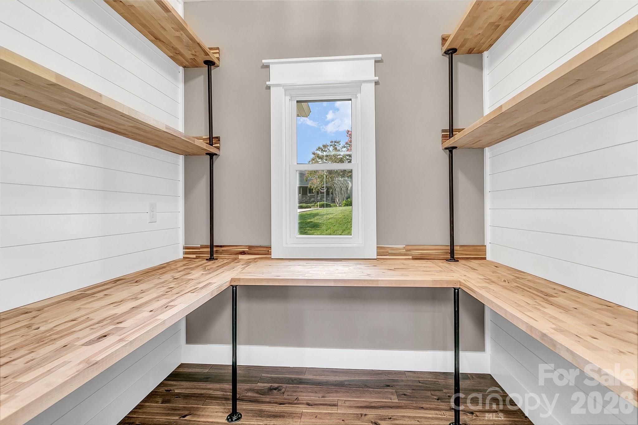 143 Sunny Morning Court Property Photo 11