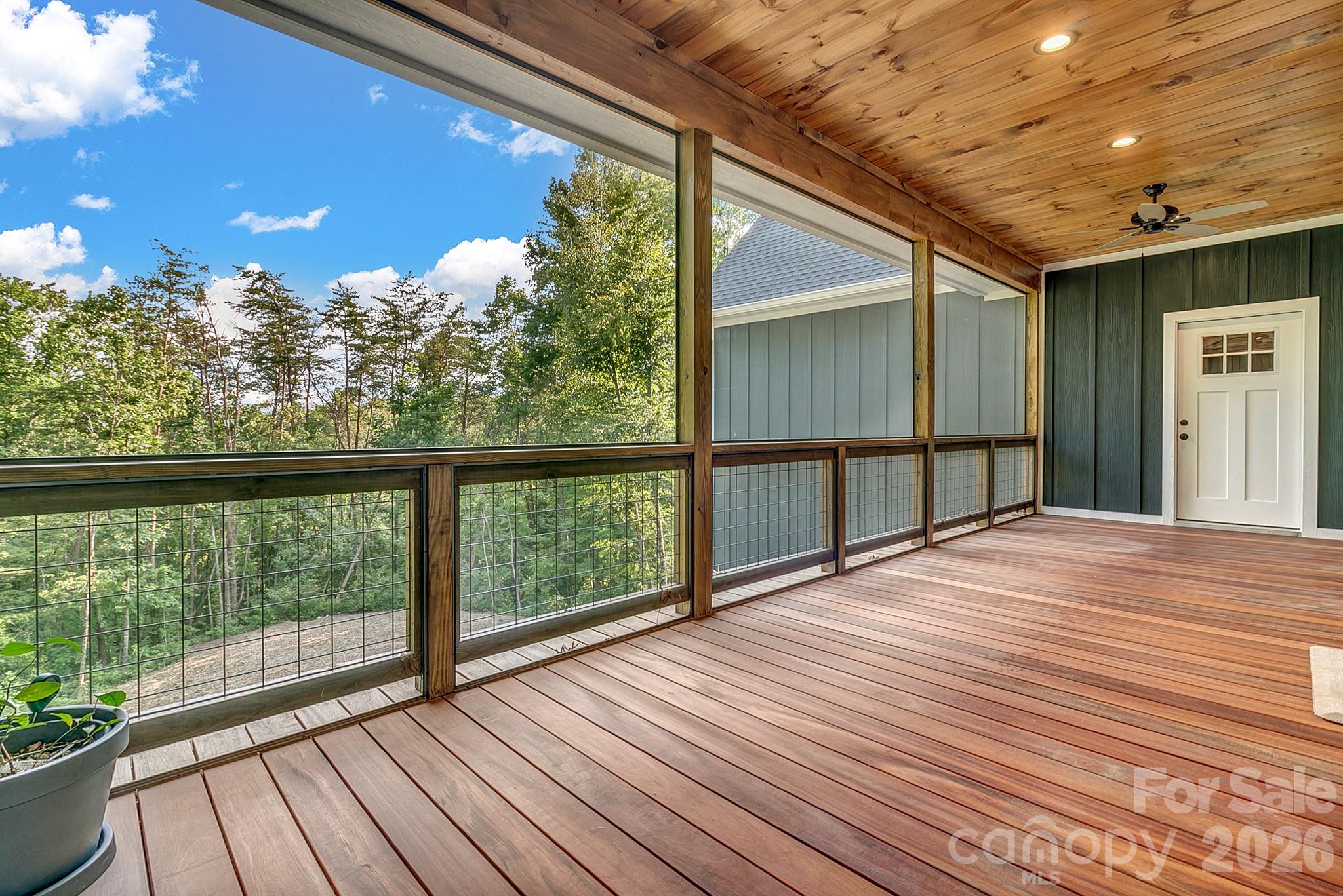 143 Sunny Morning Court Property Photo 12
