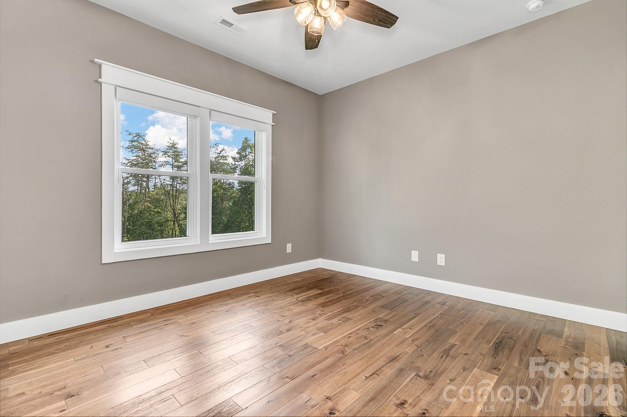 143 Sunny Morning Court Property Photo 25