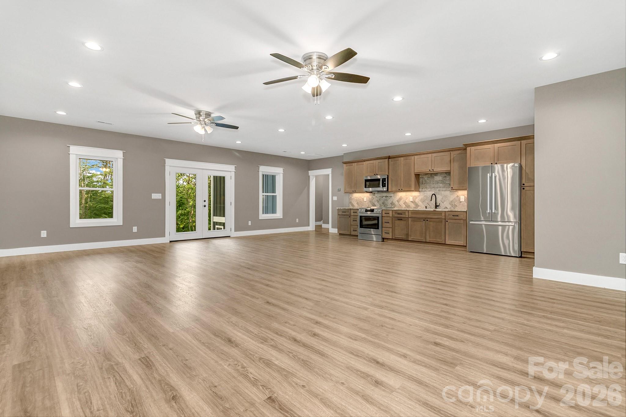 143 Sunny Morning Court Property Photo 32