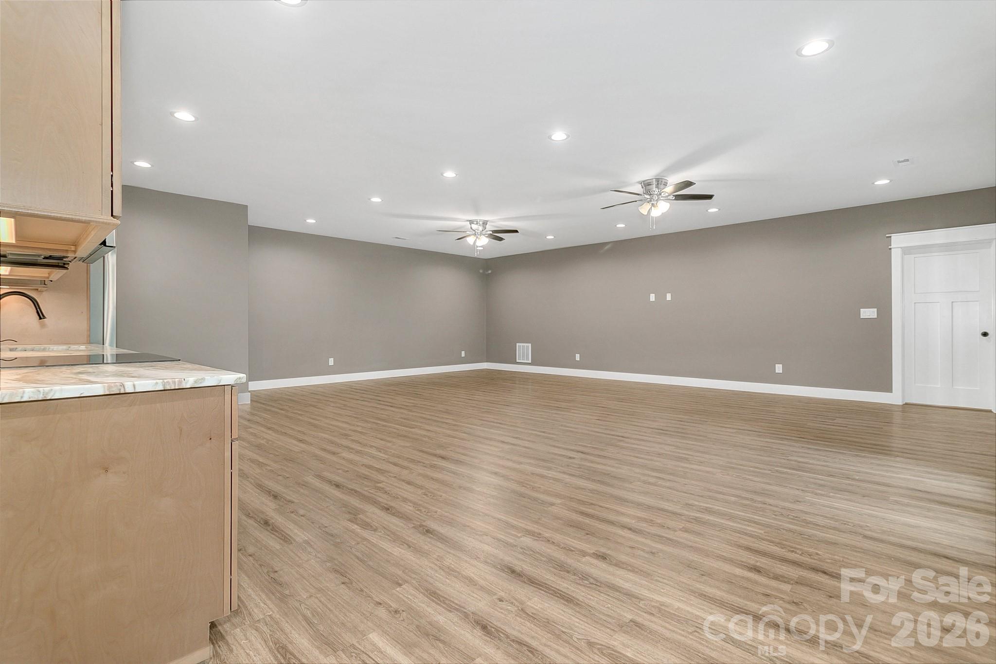 143 Sunny Morning Court Property Photo 33