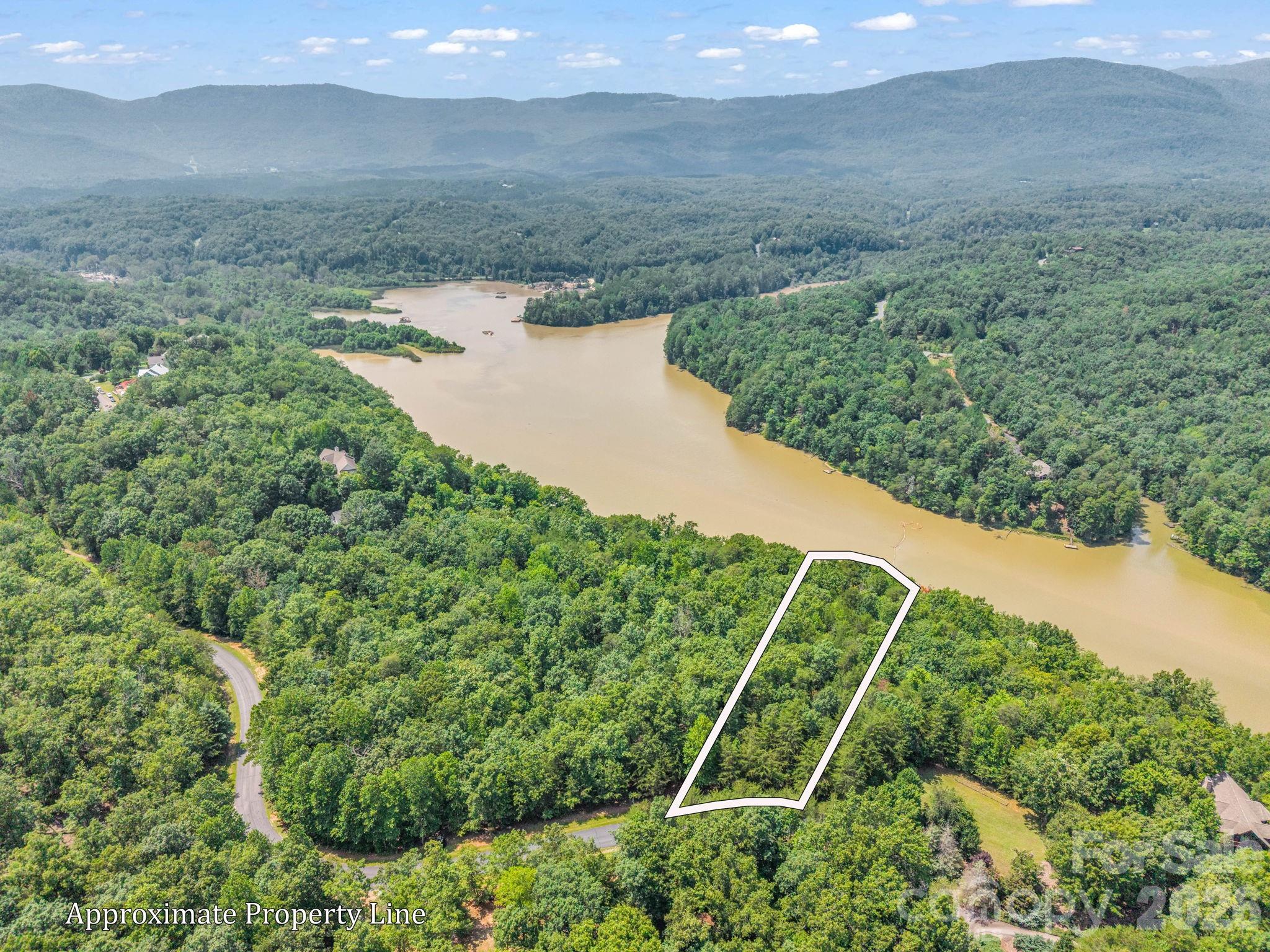 00 Lake Adger Parkway 60 Property Photo 2