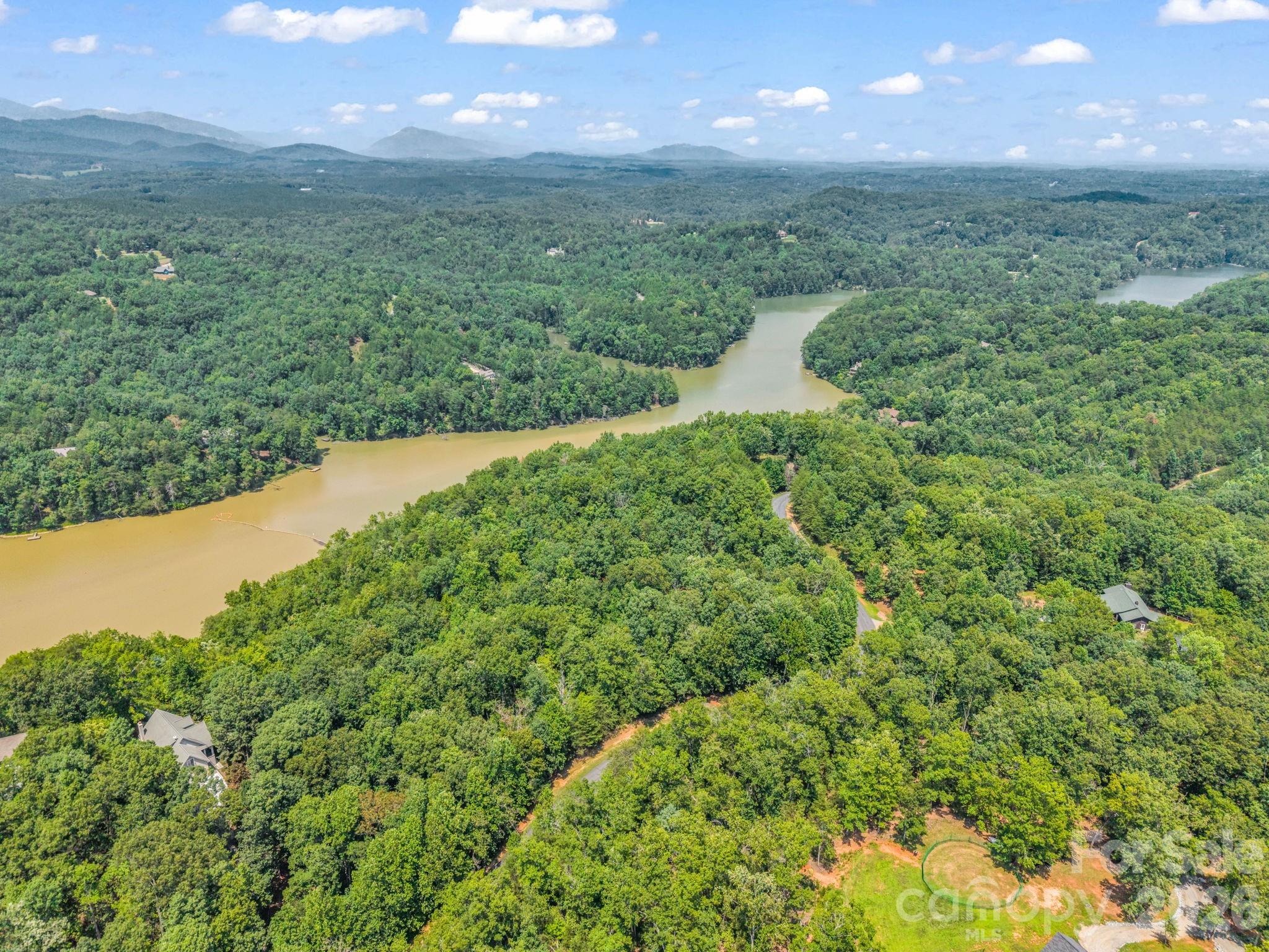 00 Lake Adger Parkway 60 Property Photo 14