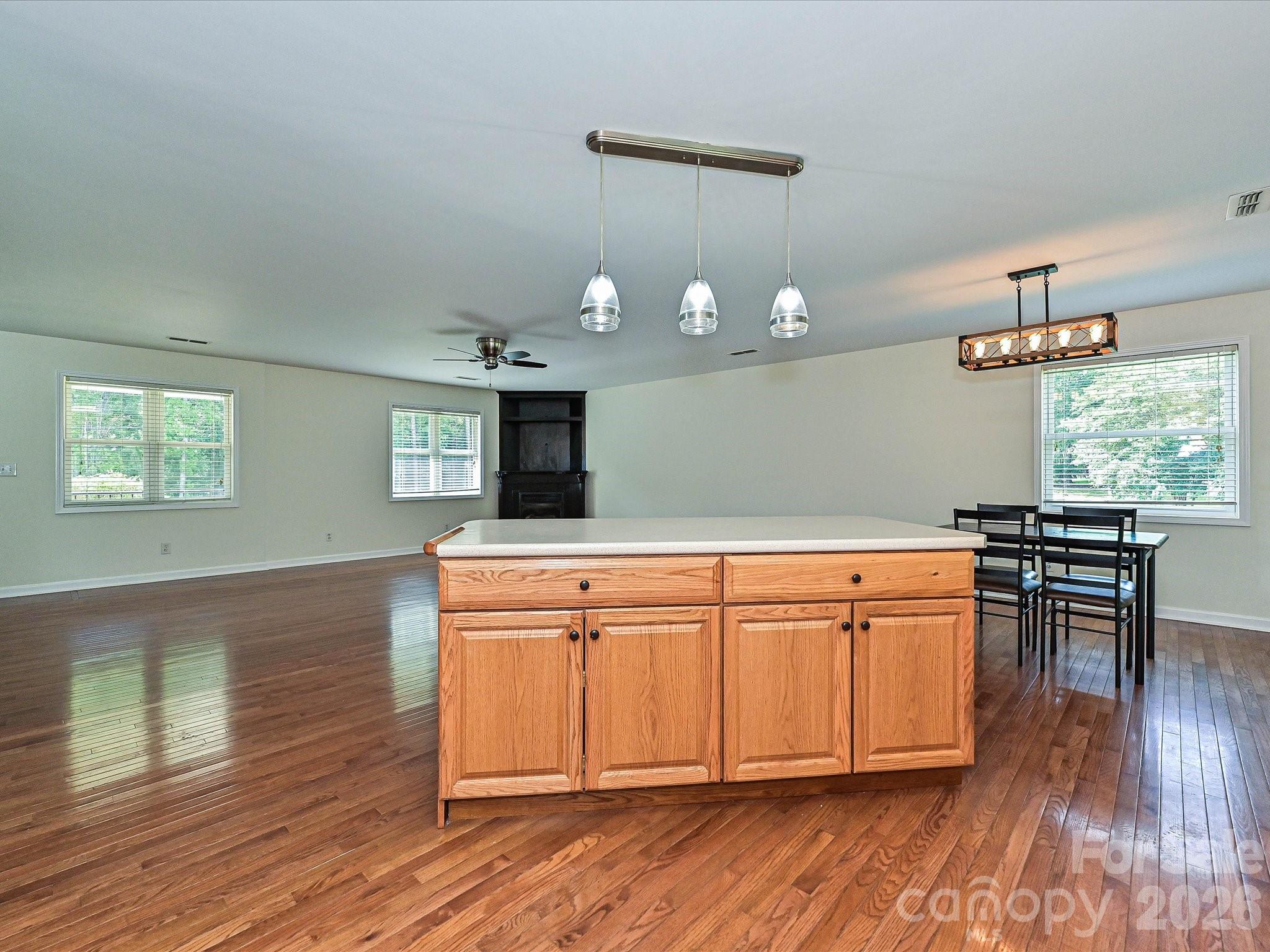 511 Manchester Road 679 Property Photo 11