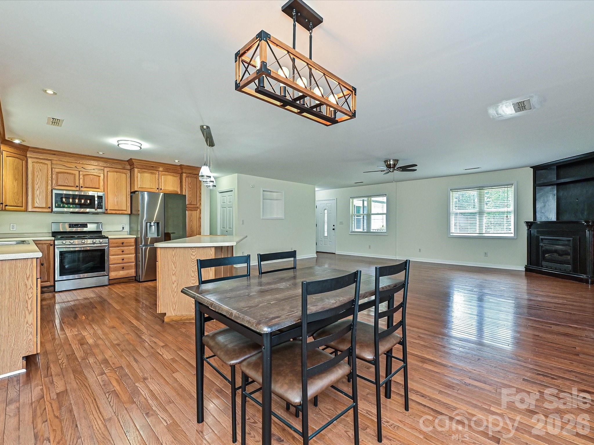 511 Manchester Road 679 Property Photo 15