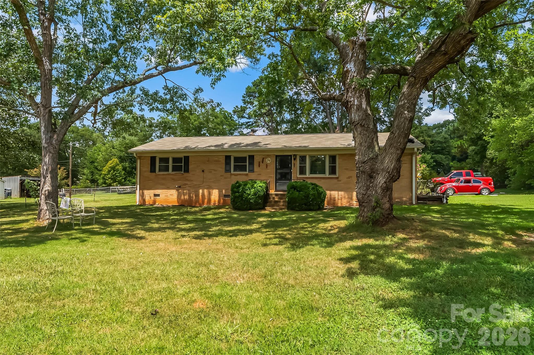 315 Windwood Drive Property Photo 2