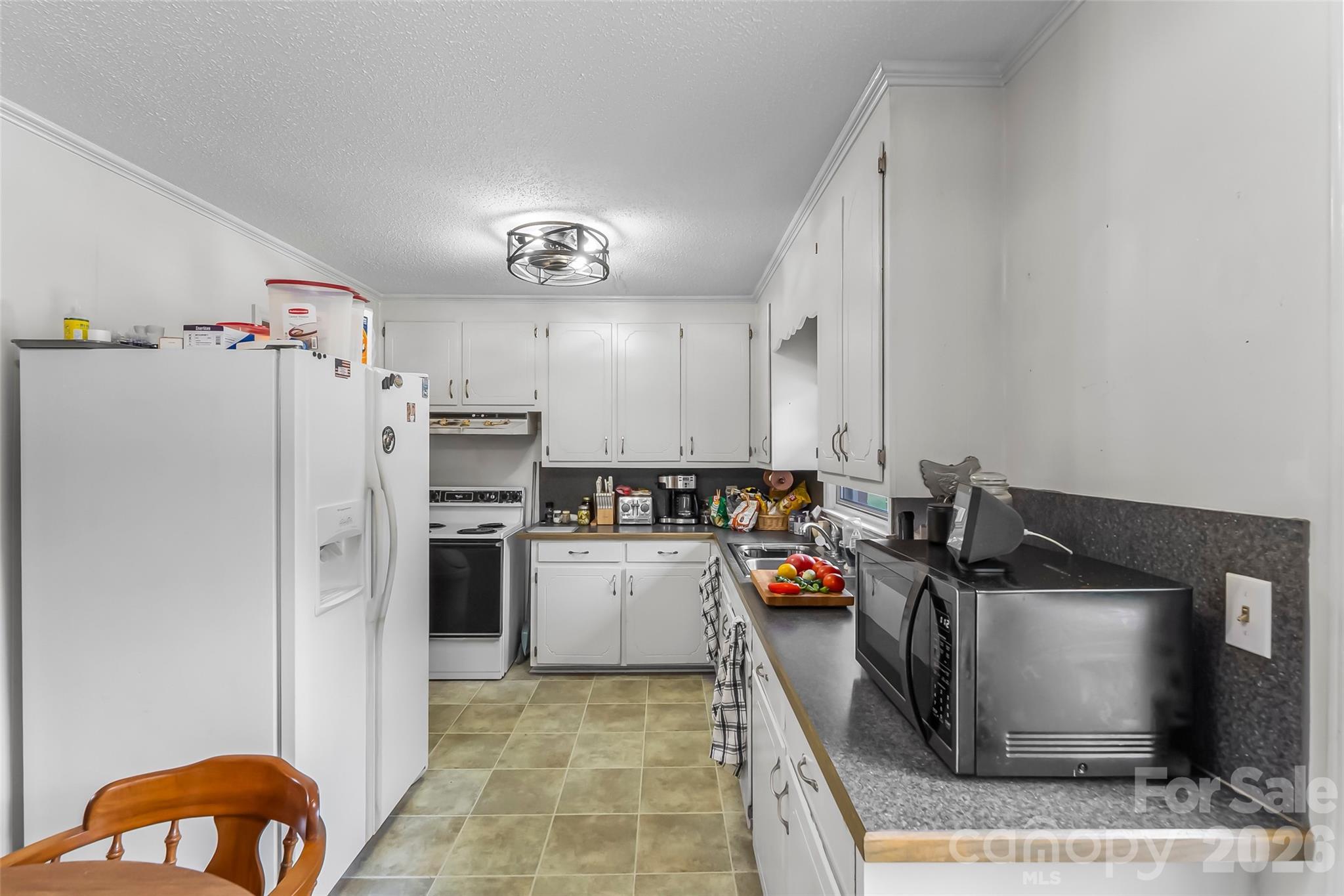315 Windwood Drive Property Photo 7