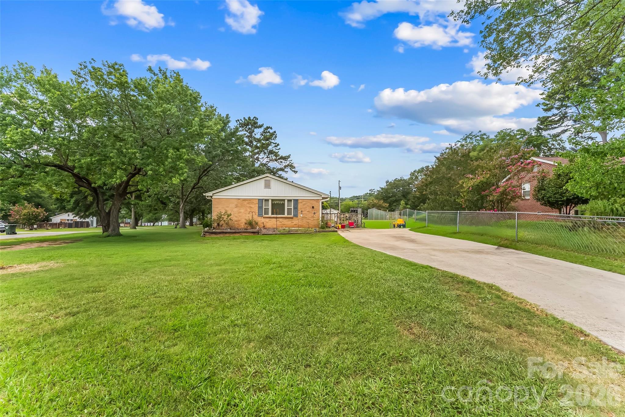 315 Windwood Drive Property Photo 16