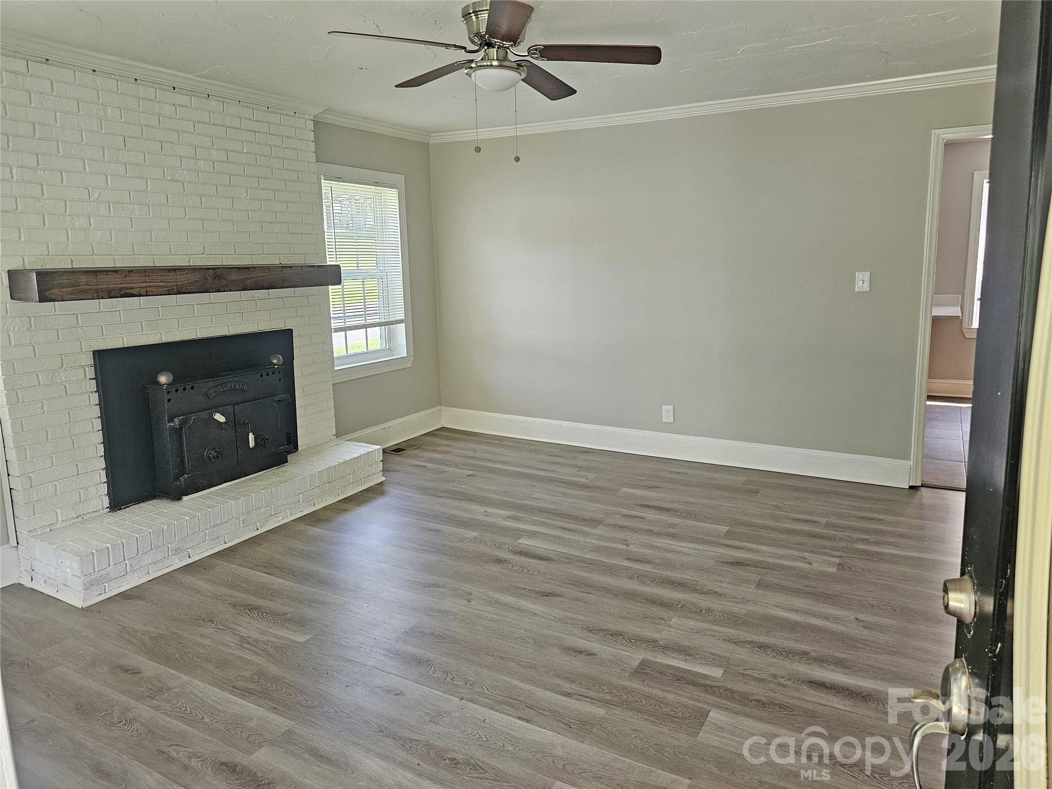 158 Shamrock Street Property Photo 3