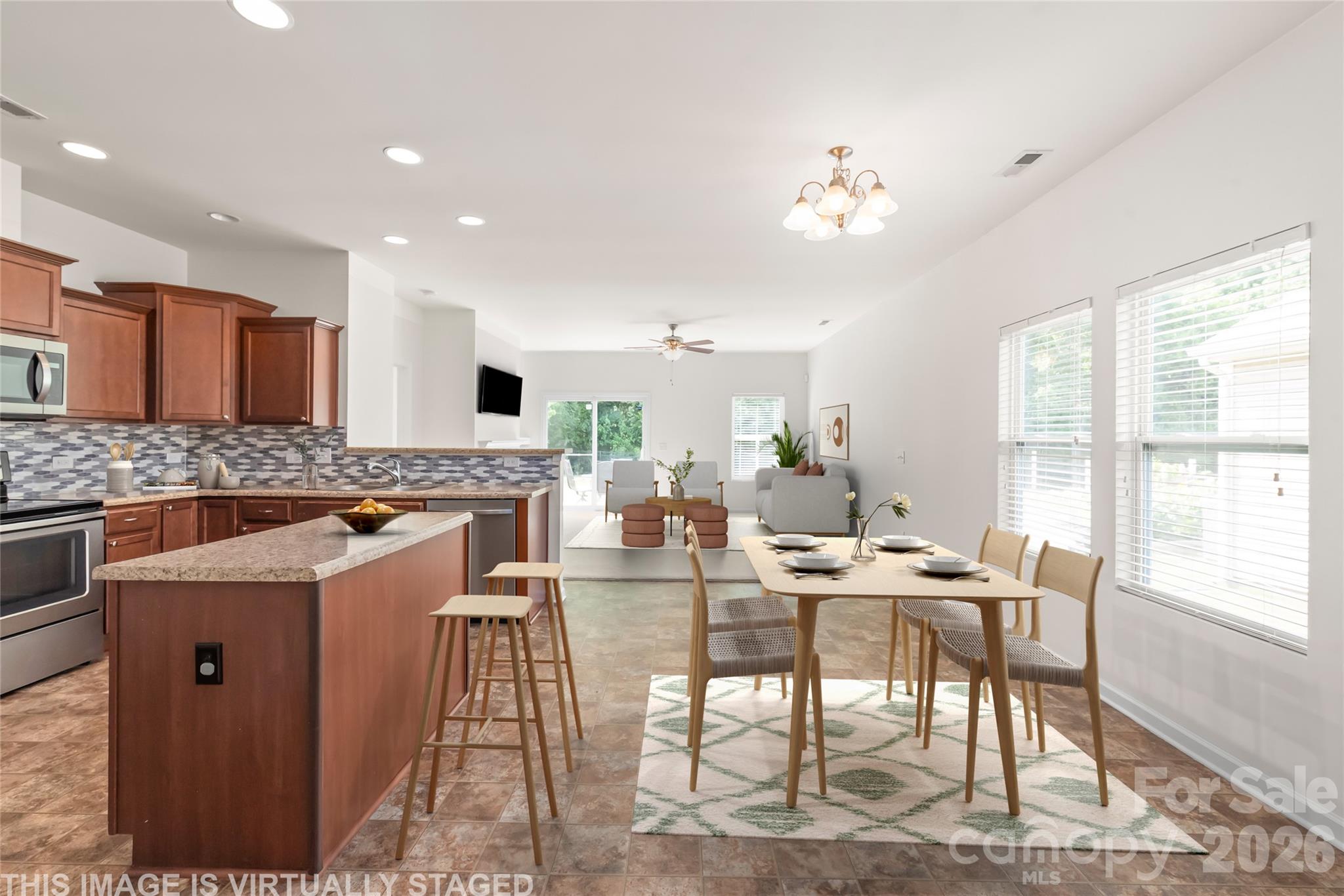 8411 Romana Red Lane Property Photo 6