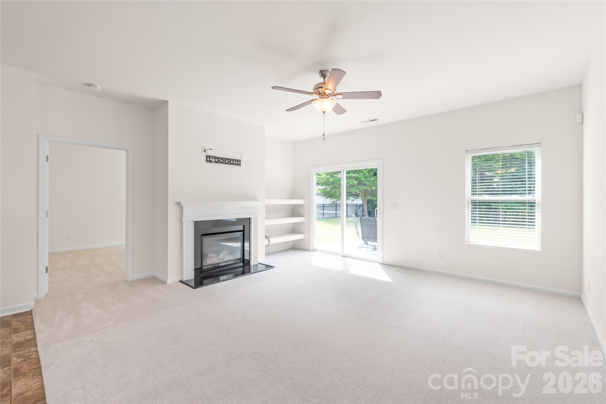 8411 Romana Red Lane Property Photo 8