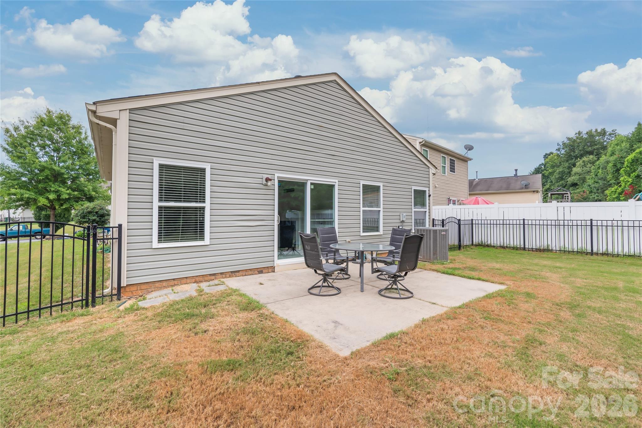 8411 Romana Red Lane Property Photo 24