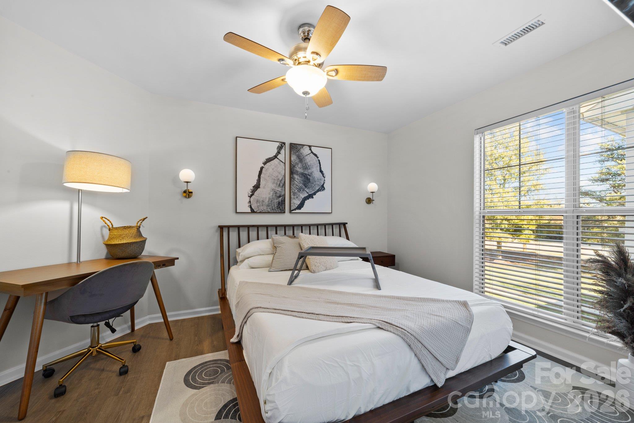 17572 Tuscany Lane Property Photo 14
