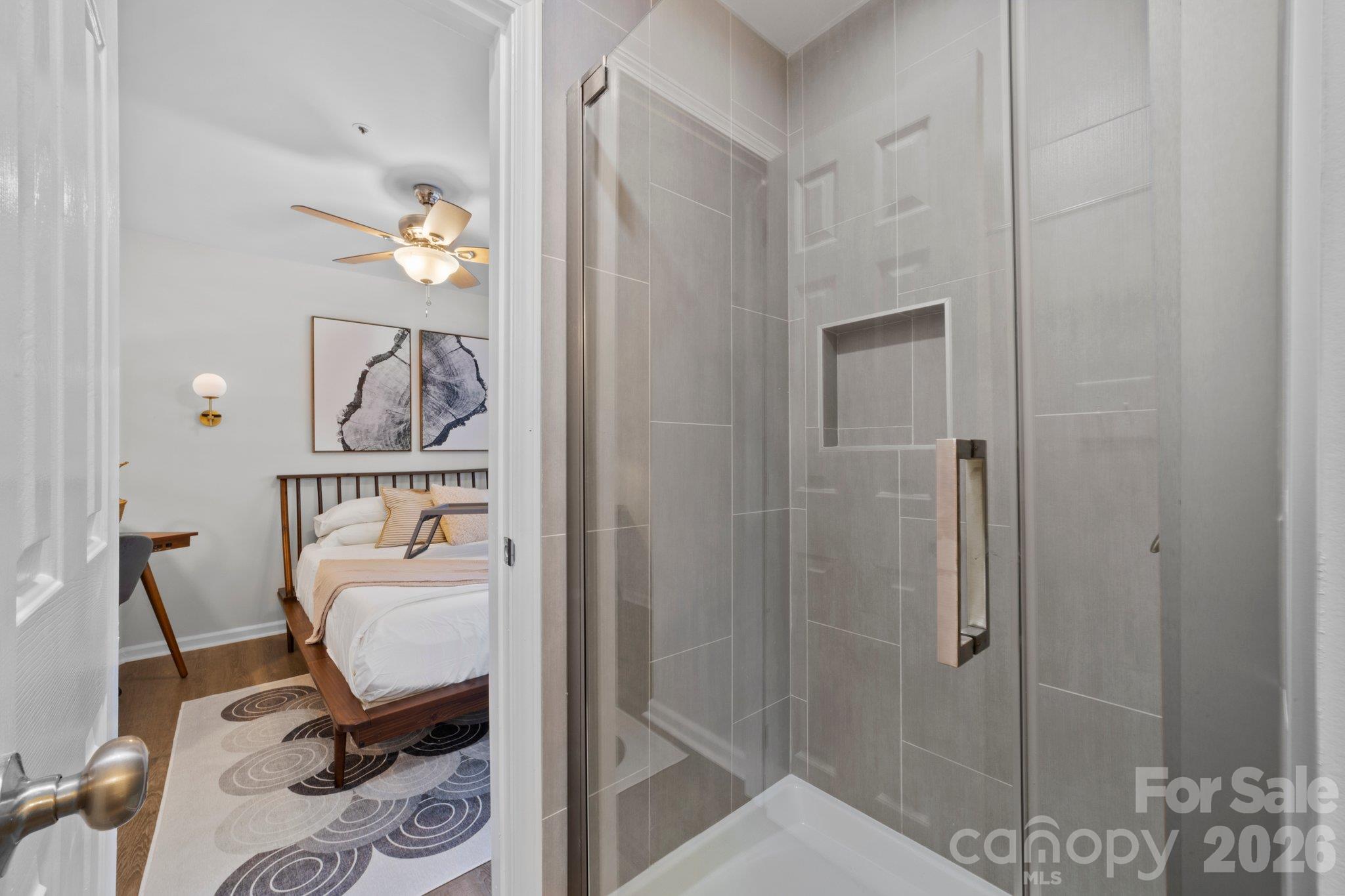 17572 Tuscany Lane Property Photo 15