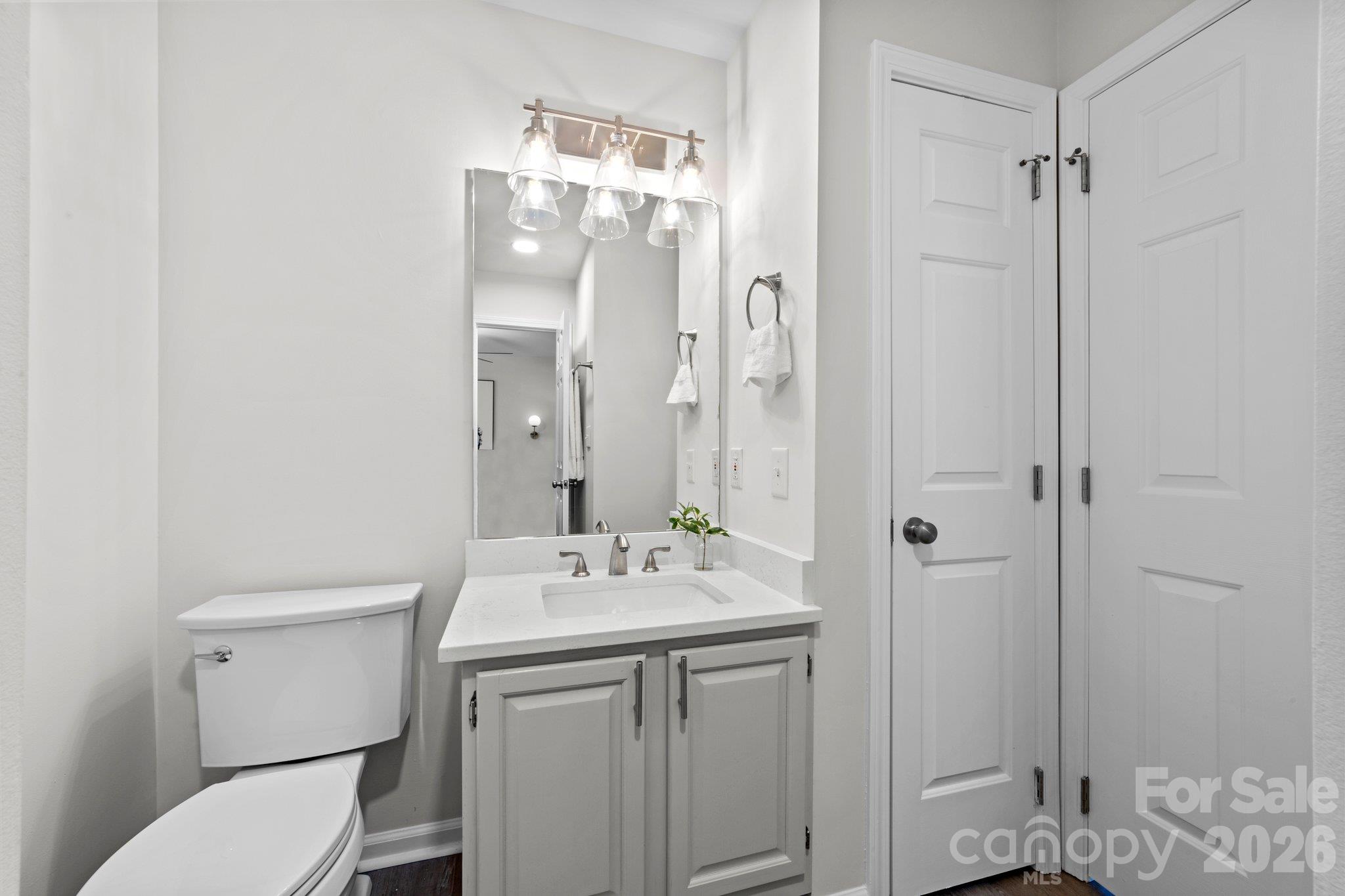 17572 Tuscany Lane Property Photo 16