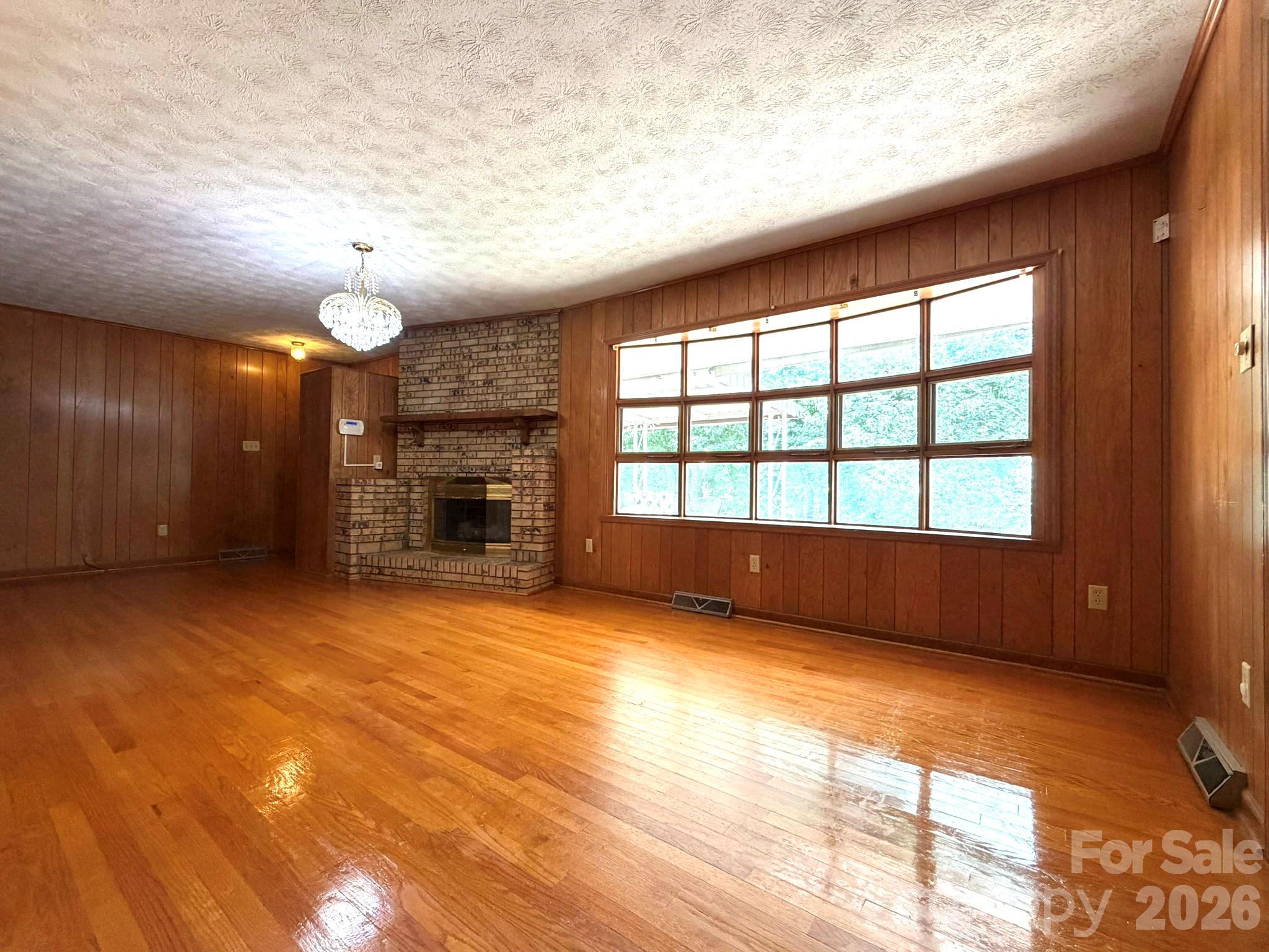 142 Avondale Road Property Photo 6